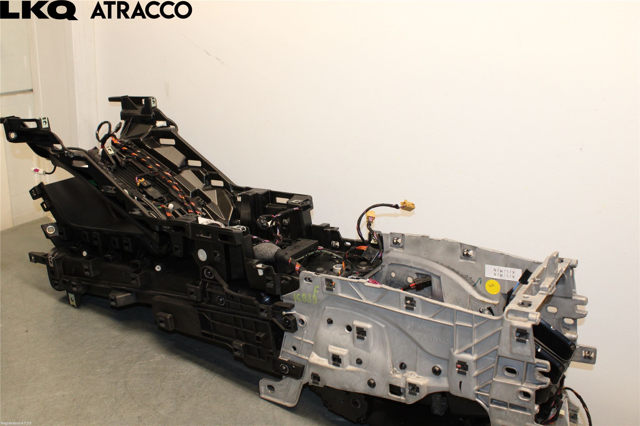 Porsche TAYCAN 20- Innr Konsoll-Lomme