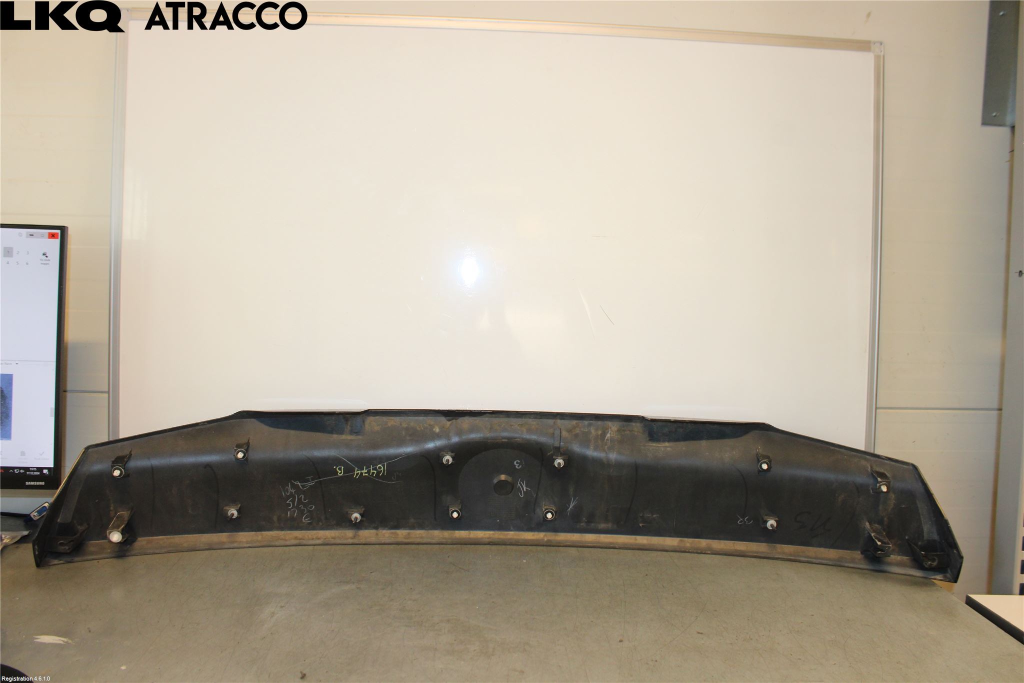 Nissan LEAF 18- List Bak-Bakluke