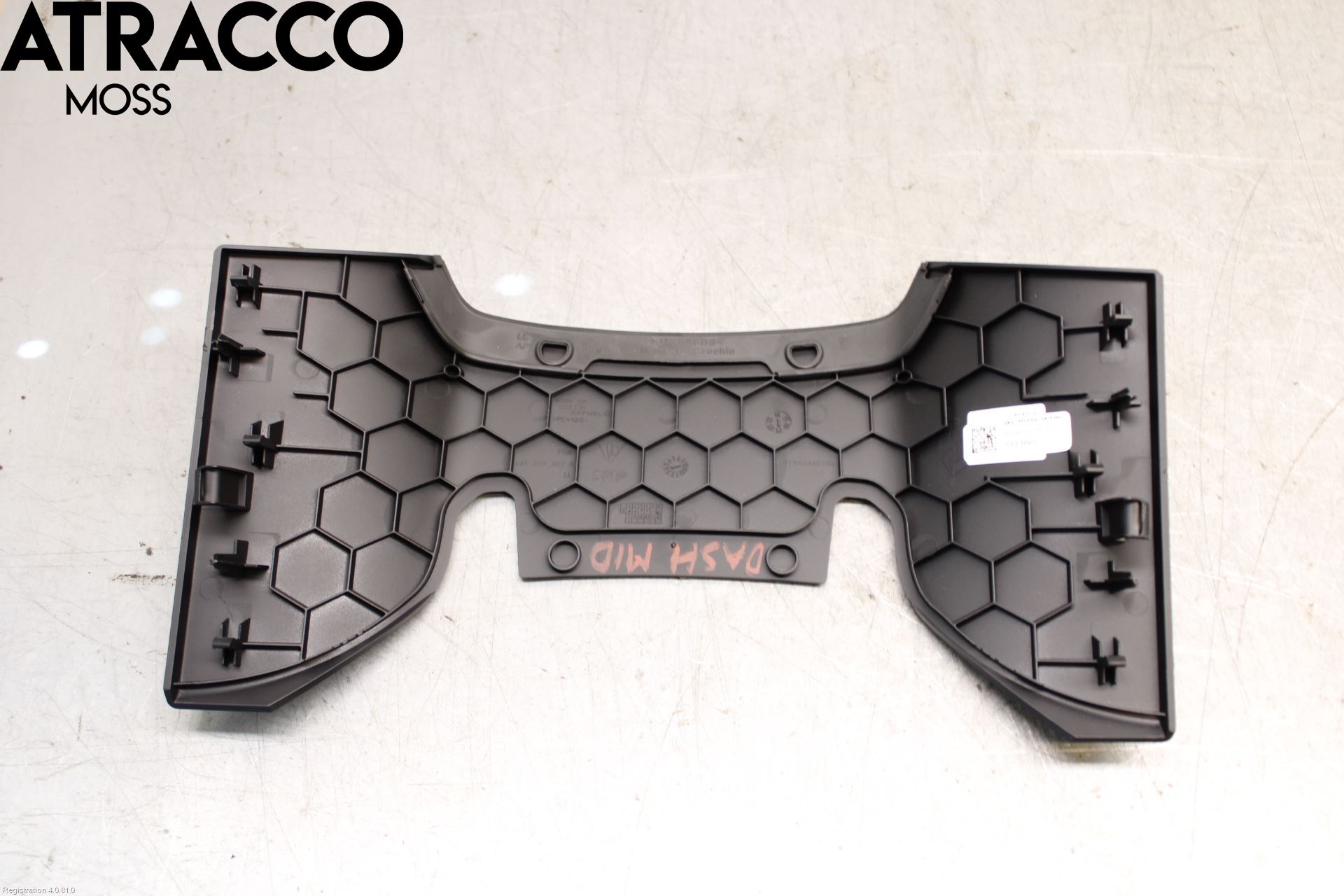 Porsche TAYCAN 20- Innr Dekor Instrbord