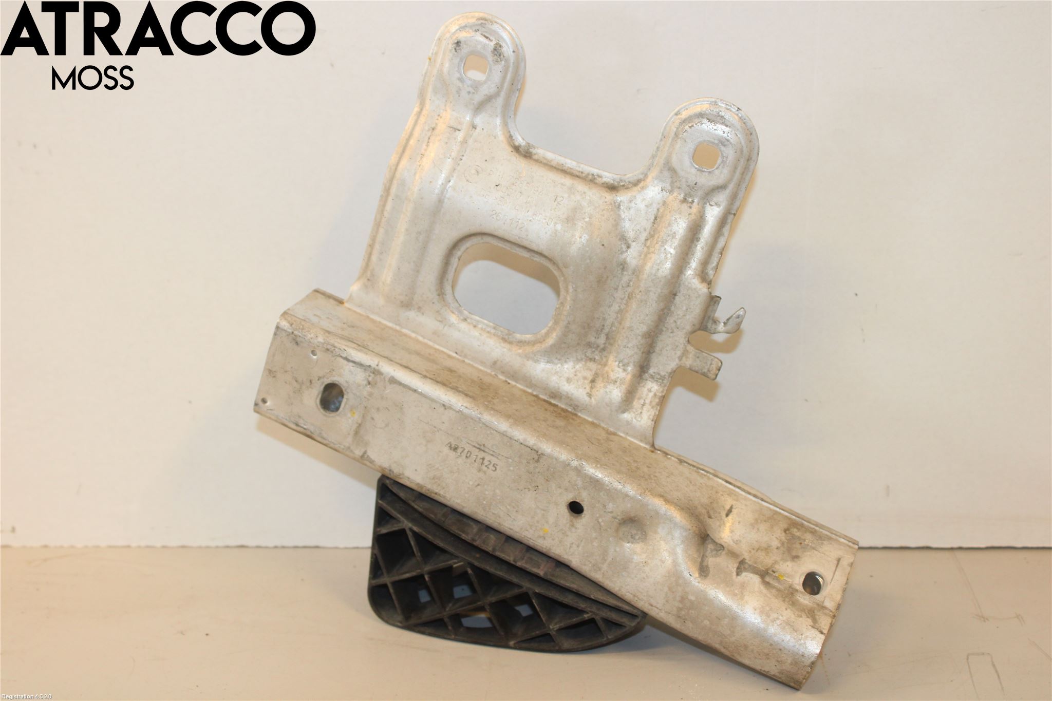 BMW 1 F20/F21 11-19 Støtfanger Foran Feste