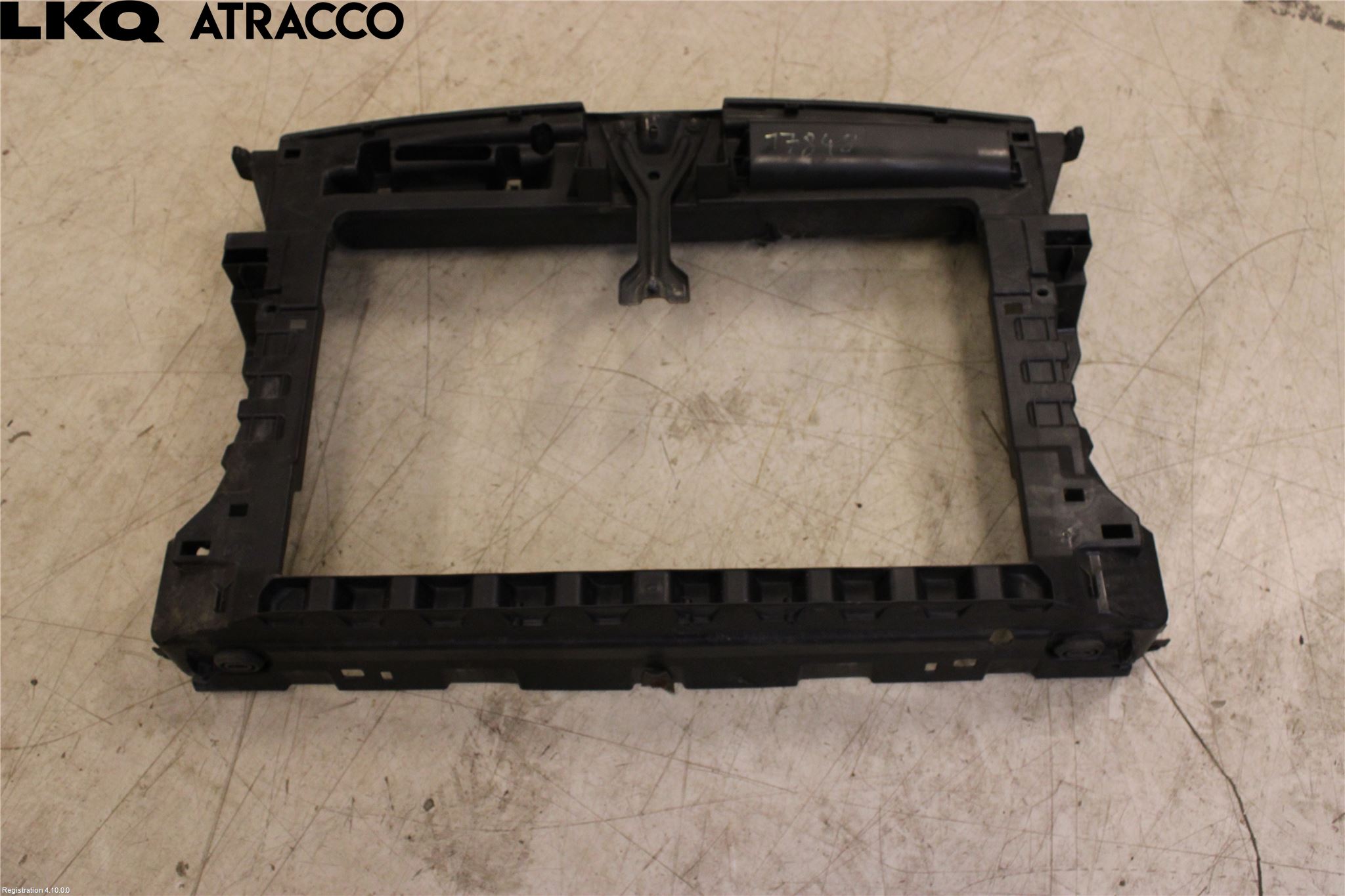 Volkswagen VW TOURAN 10-15 Radiator Feste - Ramme - Bjelk