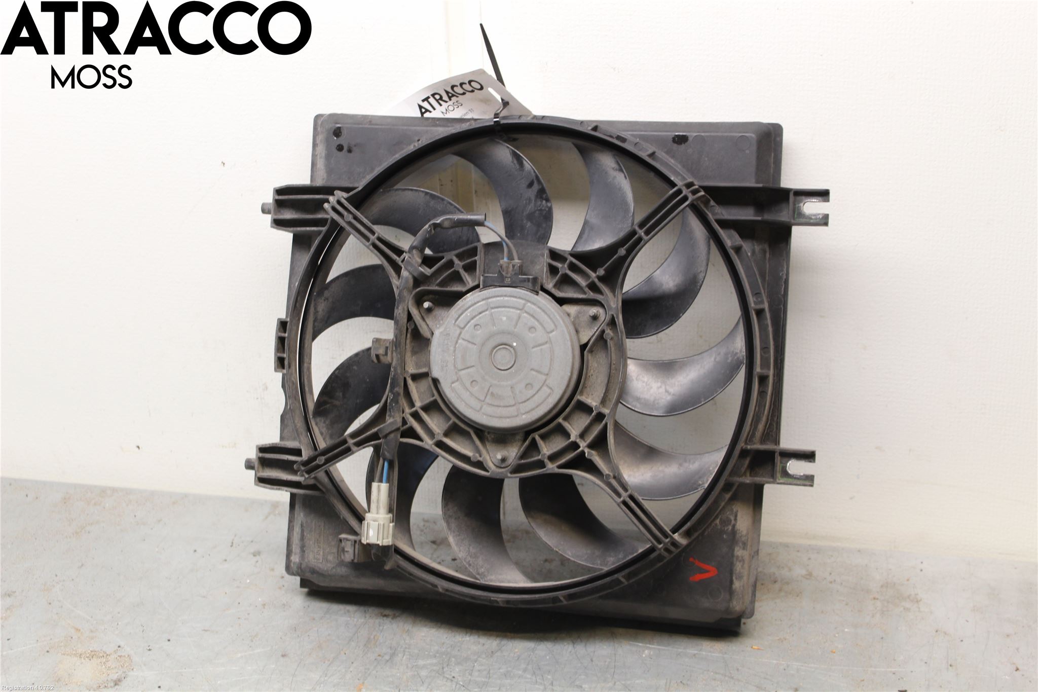 Subaru OUTBACK 10-15 Kjølevifte Elektrisk