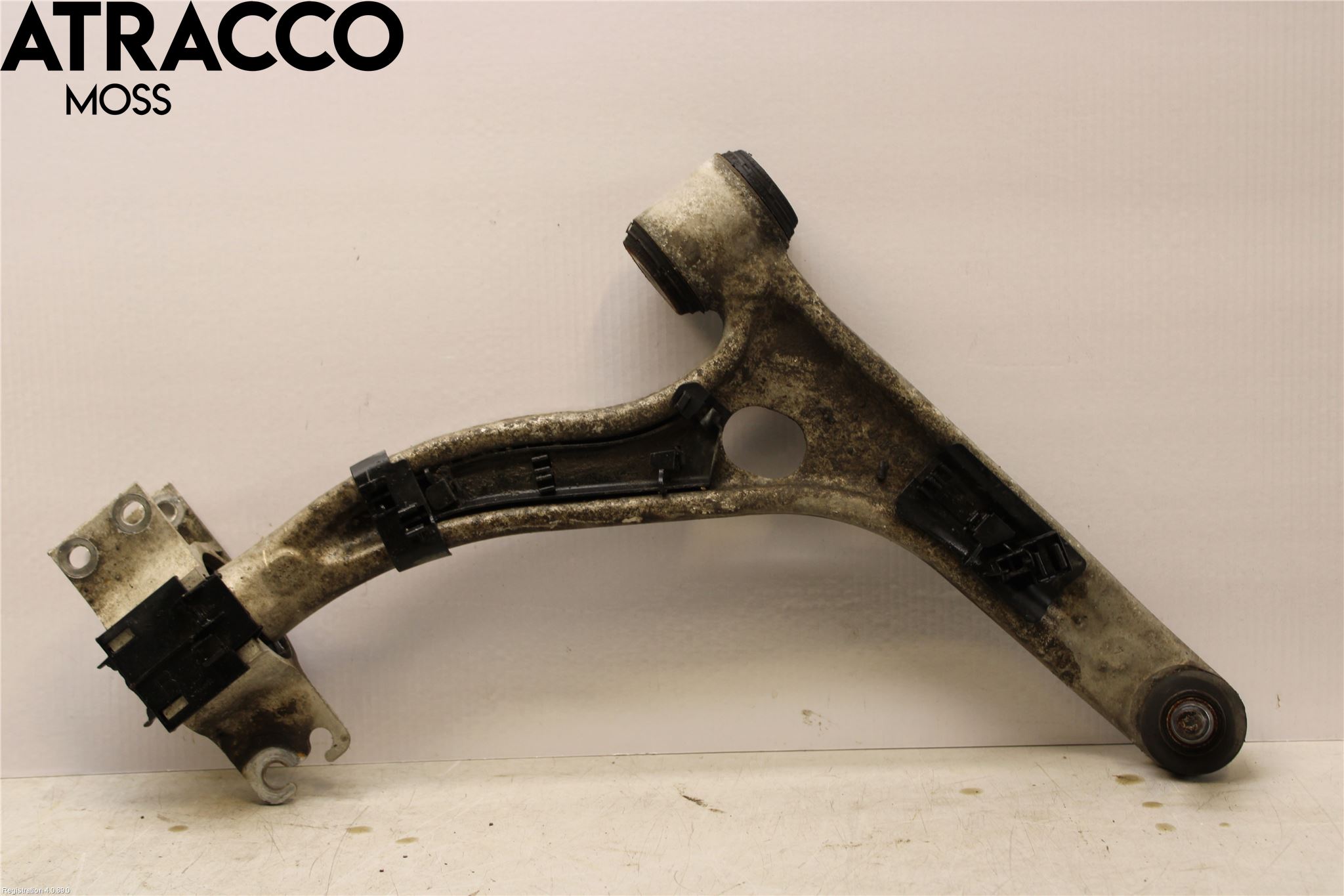 Mercedes-Benz MB A-KLASS (W176) 13-18 Bærearm Foran Høyre Nedre