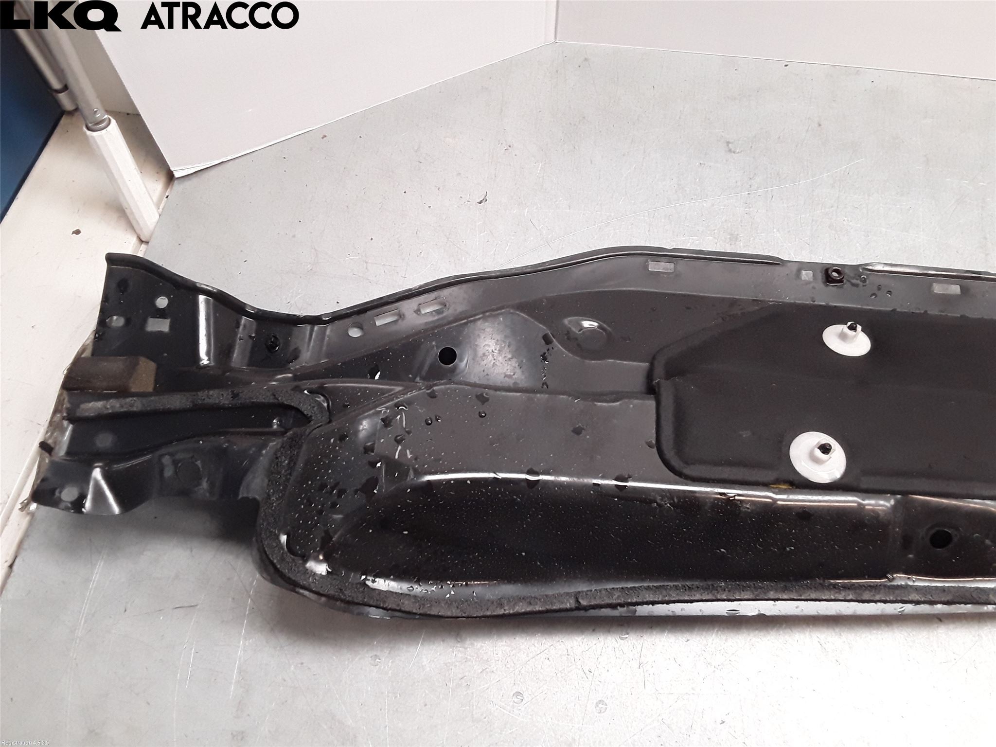 Toyota AVENSIS 09-15 Frontplate