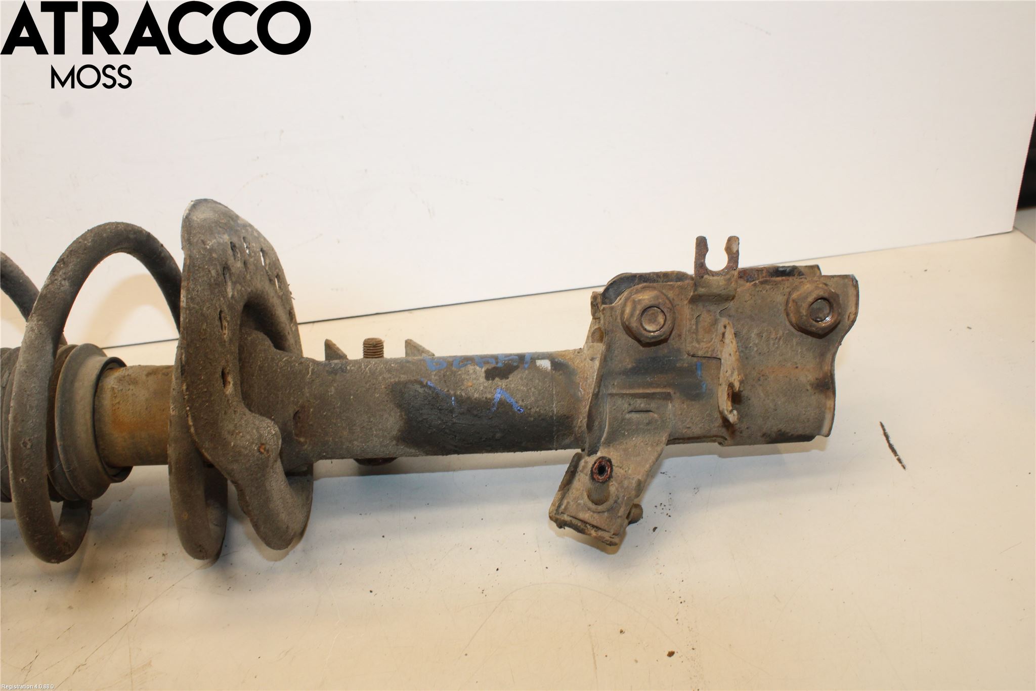 Nissan QASHQAI   07-10 Fjærbein Foran Venstre