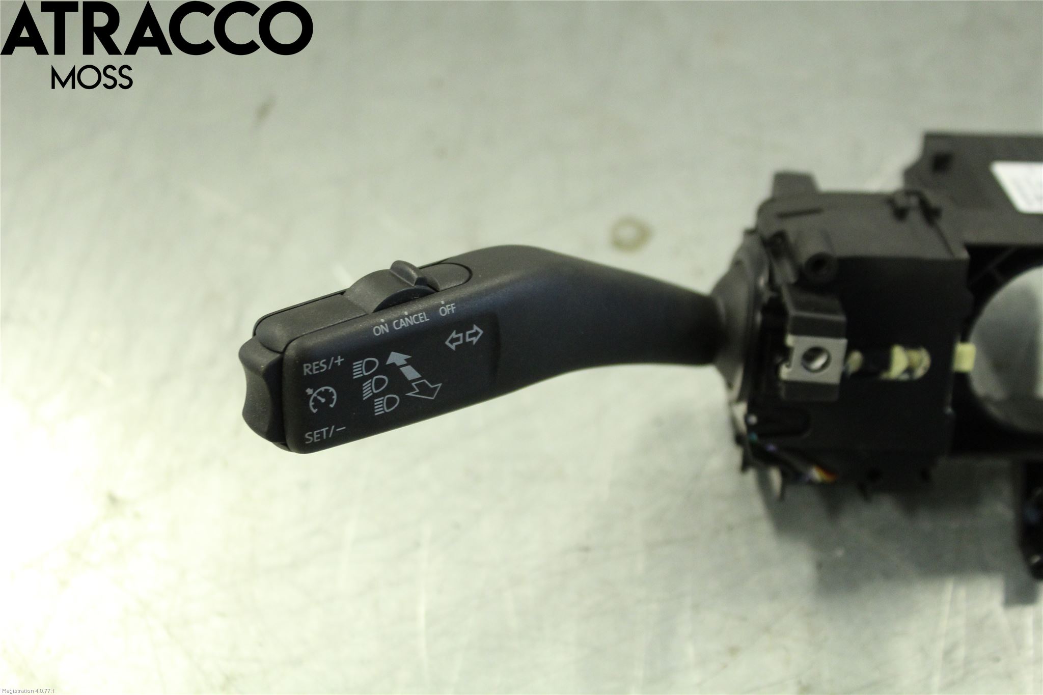 Volkswagen VW UP! / E-UP! Bryter Ratt Kombi H Og V