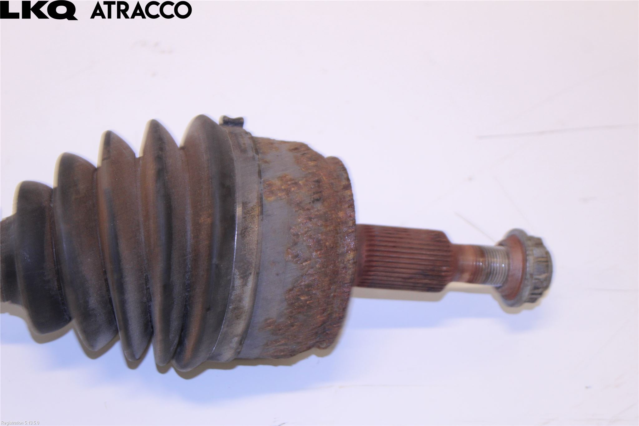 Volkswagen VW TRANSP/CARAVELLE (T6) 16-22 Drivaksel Foran Kompl Venstre