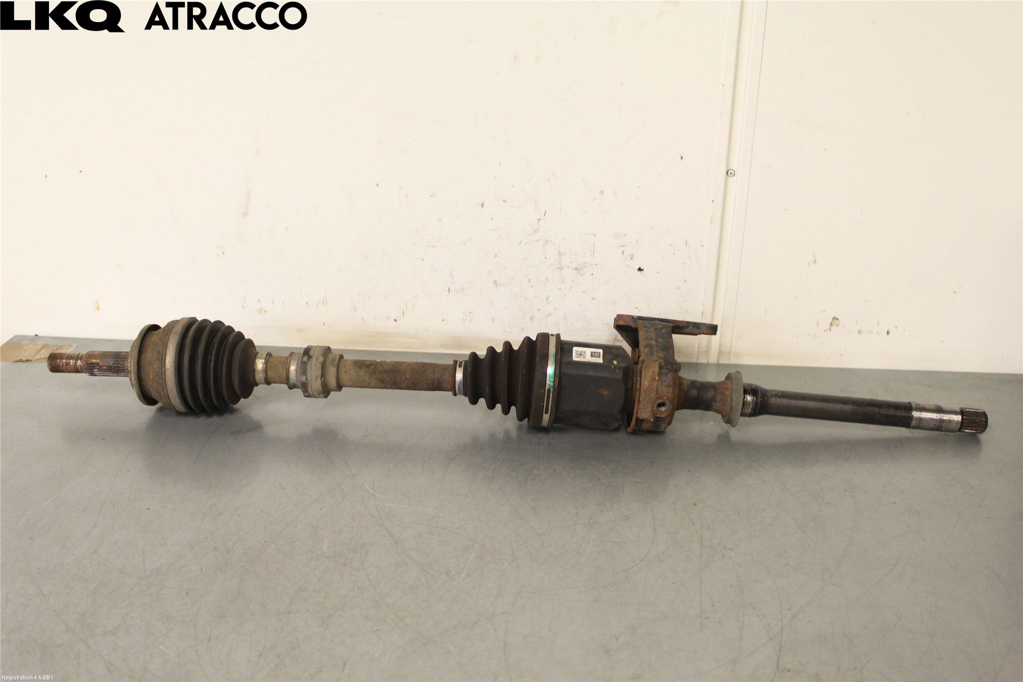 Toyota RAV 4 06-12 Drivaksel Foran Kompl Høyre