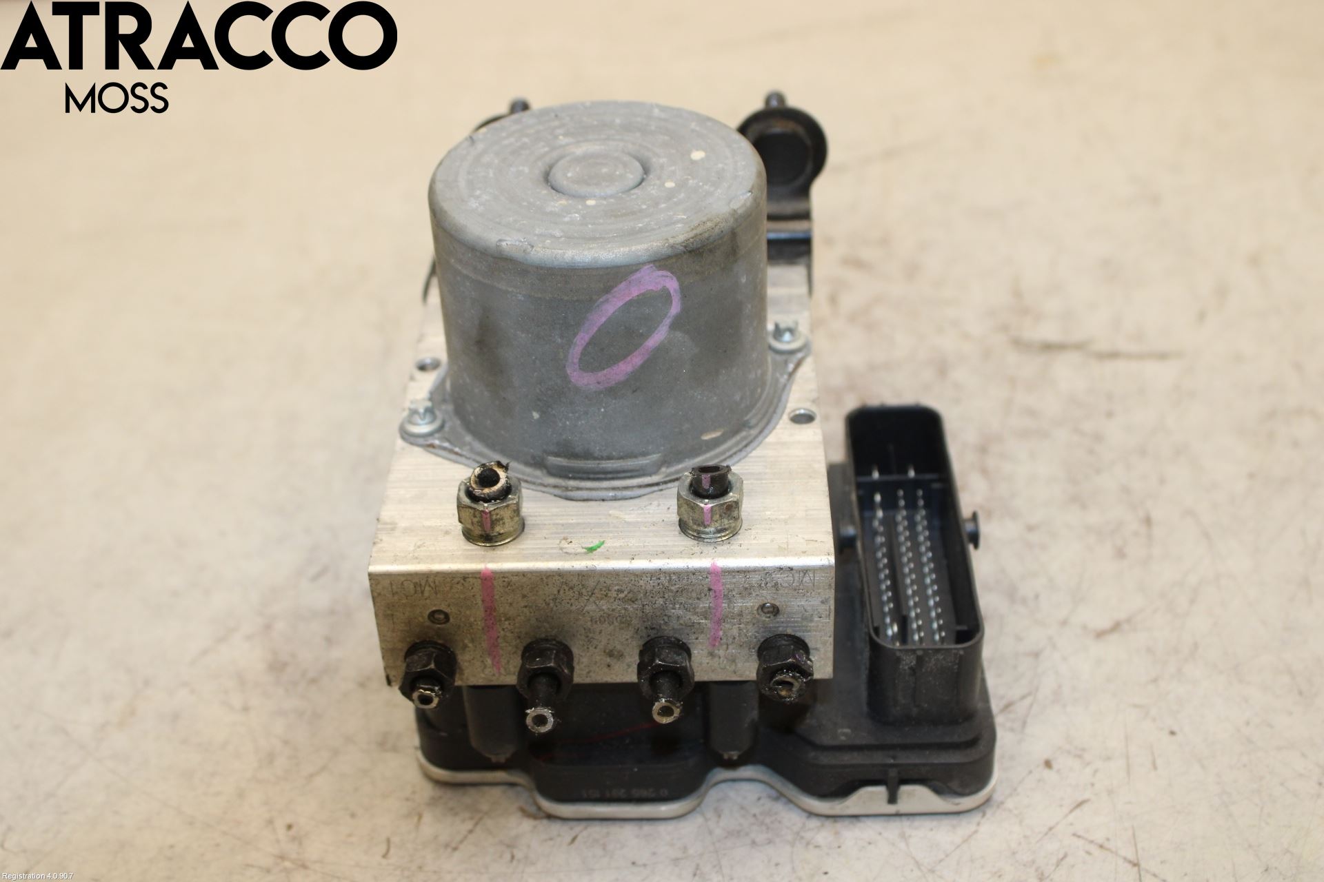 Toyota YARIS CROSS XP21 21- Abs Hydraulikkaggregat