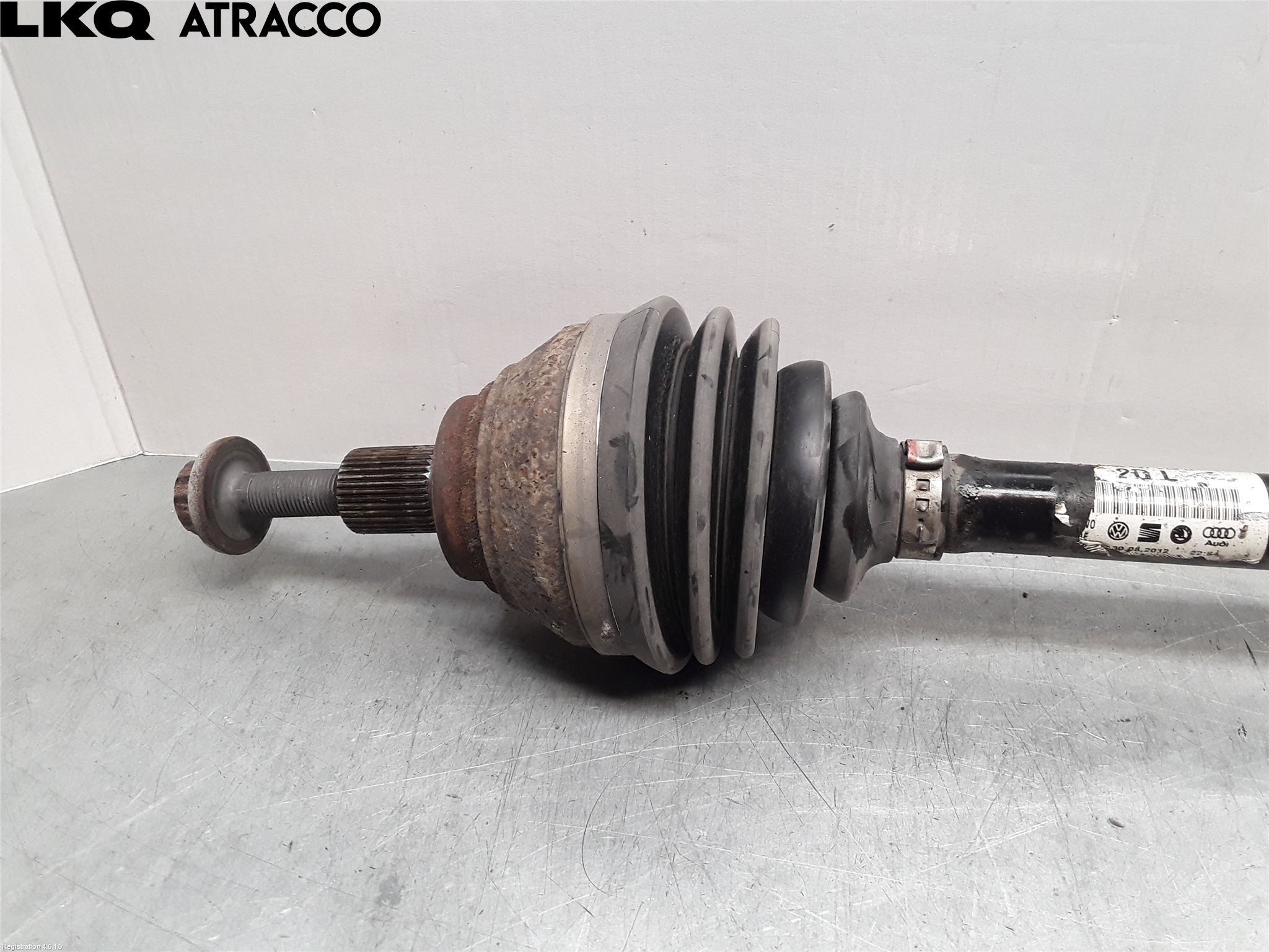 Volkswagen VW PASSAT 11-14 Drivaksel Bak Kompl Høyre