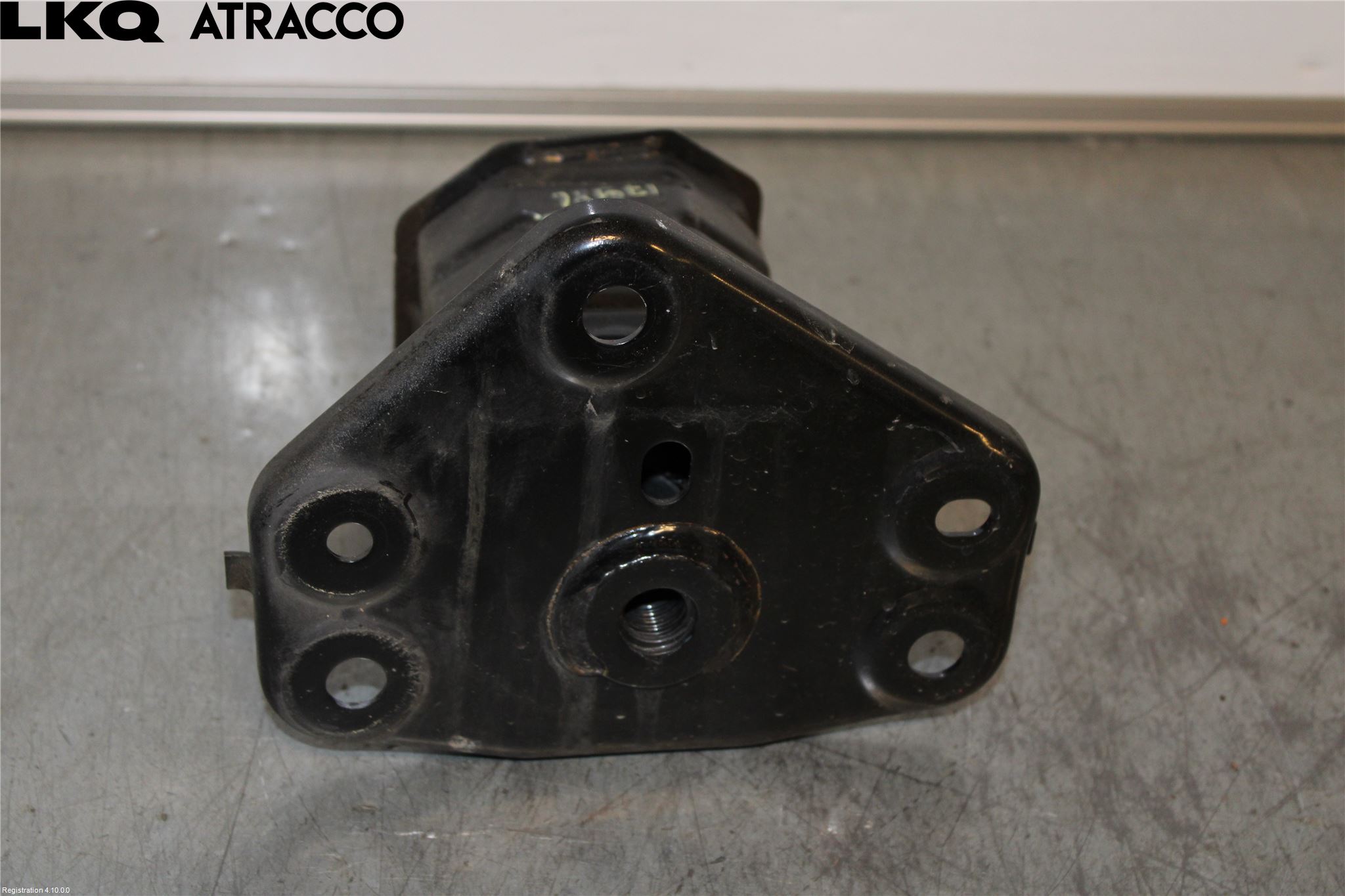 Toyota bZ4X EA10 22- Støtfanger Bak Feste