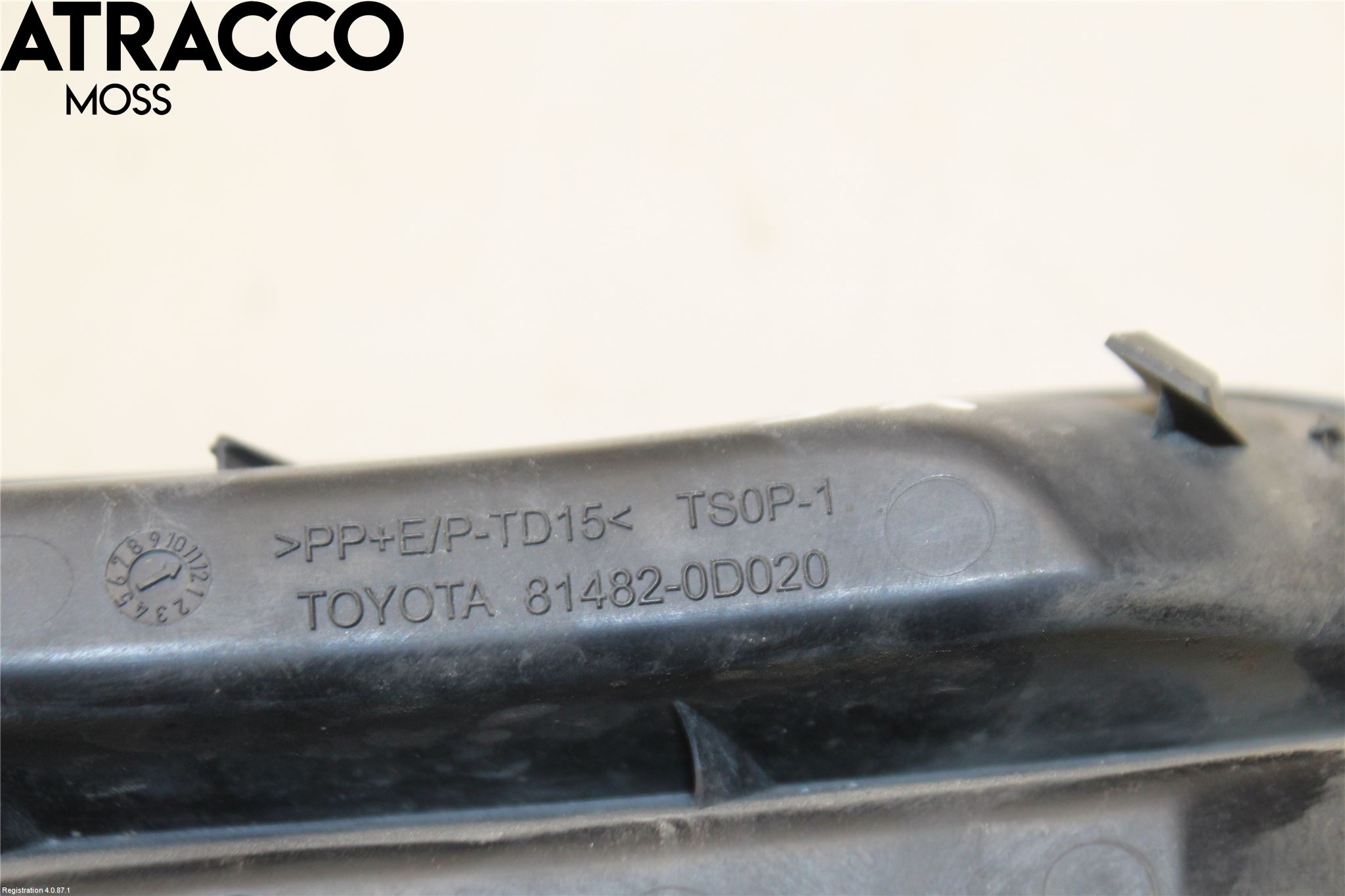 Toyota YARIS XP90 06-11 Grilldel Venstre