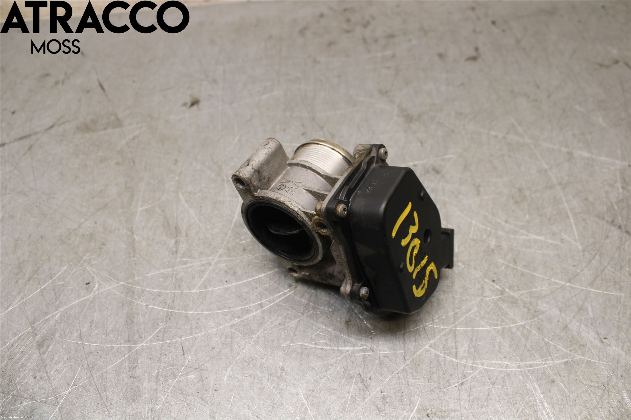 Volkswagen VW TOURAN 10-15 Inns Spjeldhus