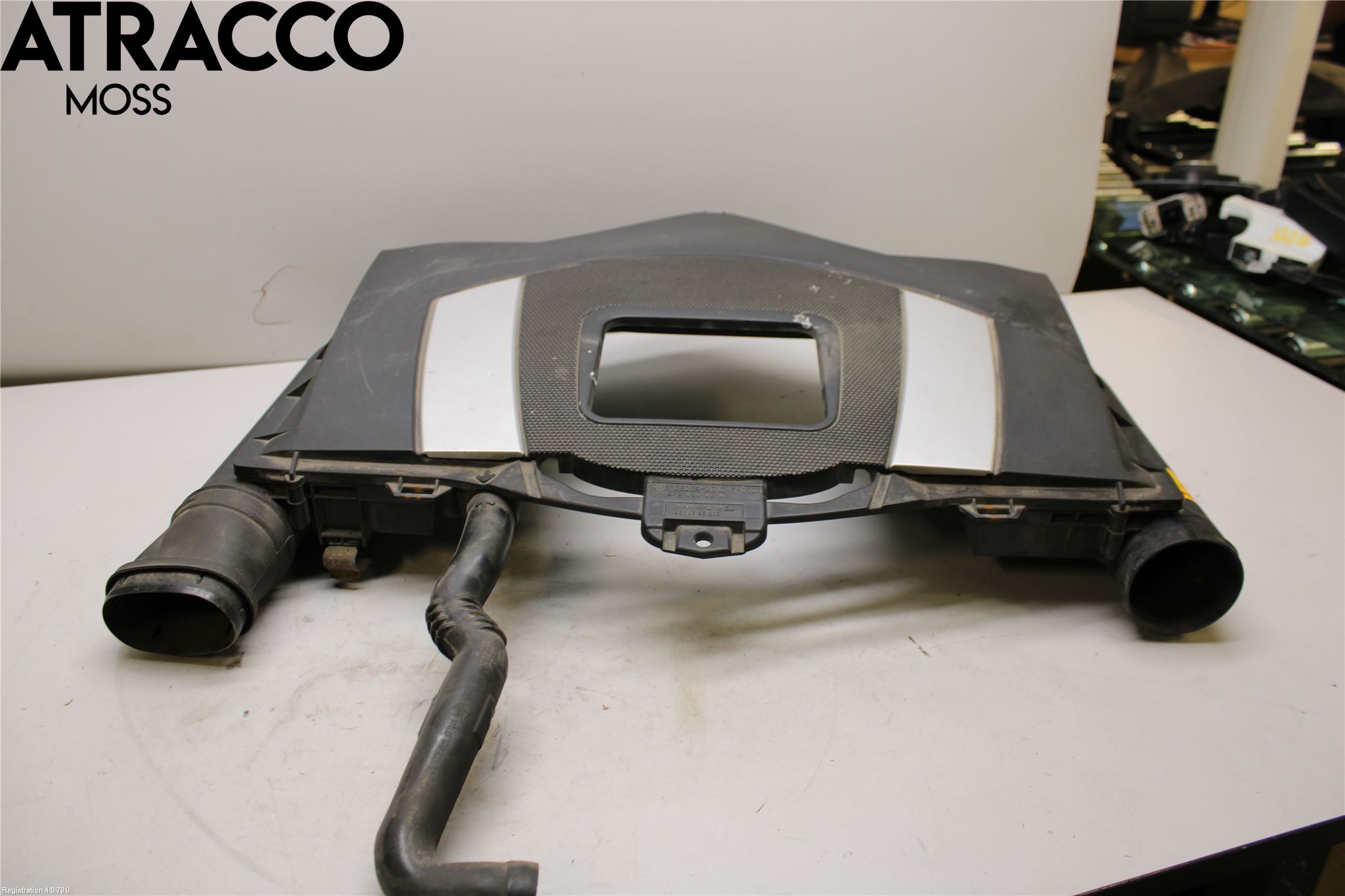 Mercedes-Benz MB S-KLASS (W221) 05-13 Luftfilter Boks