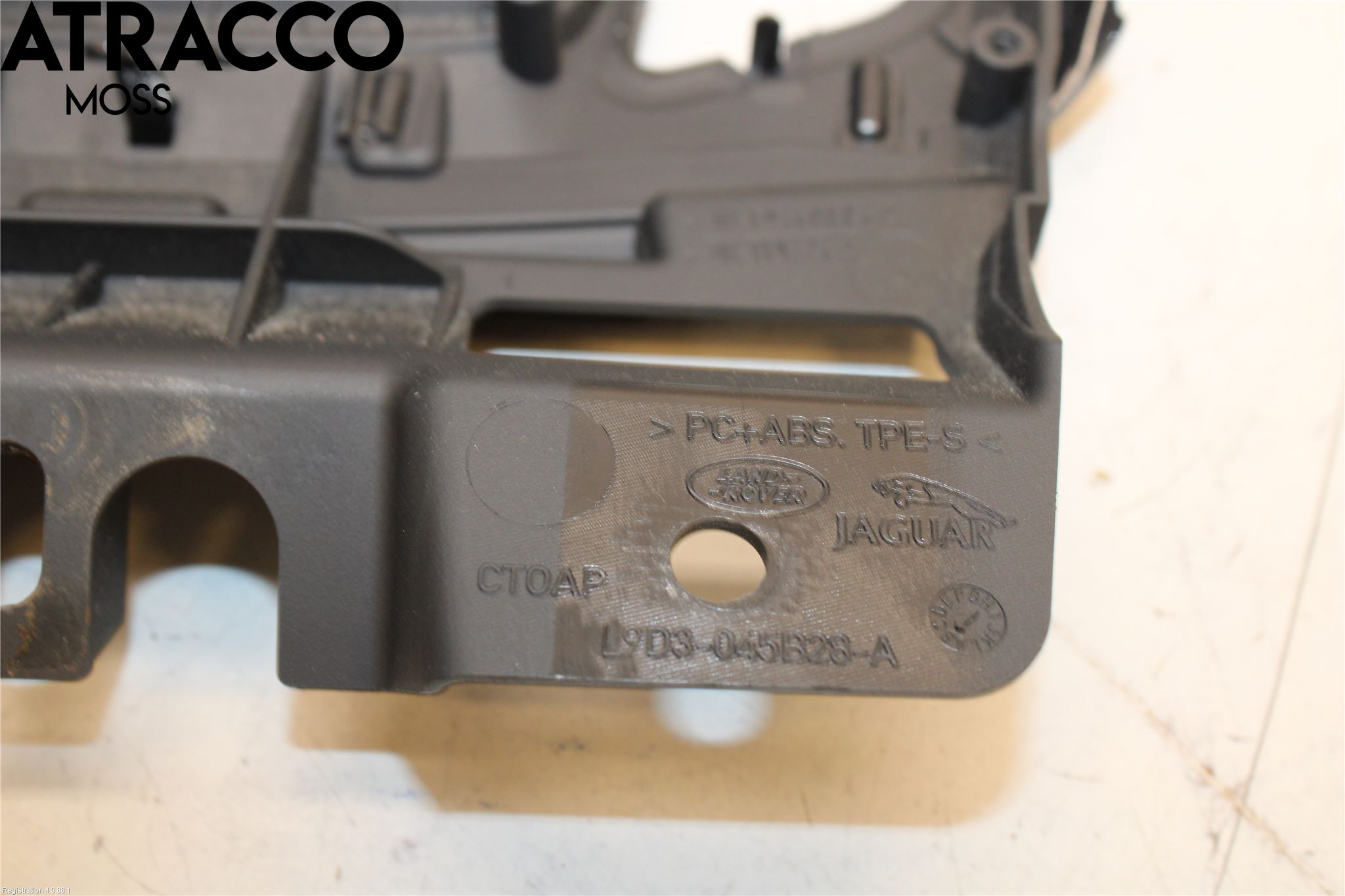 Jaguar I-PACE 18- Dashbord Kanal - Dyse