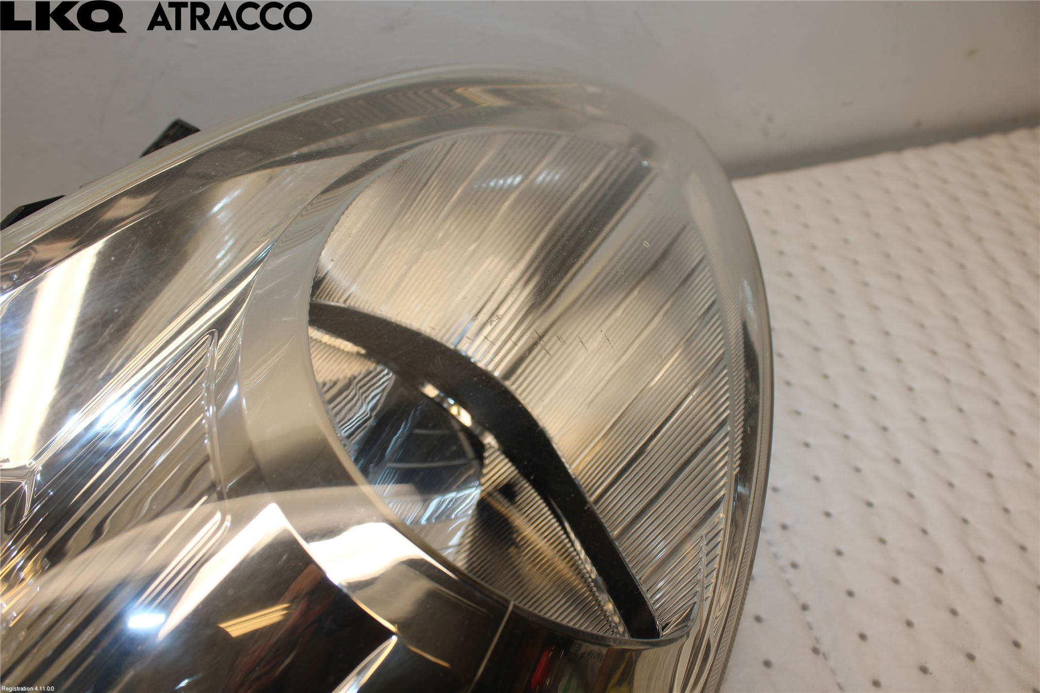 Suzuki SWIFT 11-16 Frontlykt Høyre