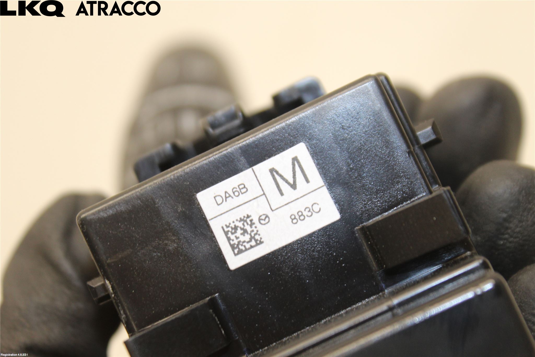 Mazda 2 (DJ) 15-22 Bryter Ratt Visker - Spyler