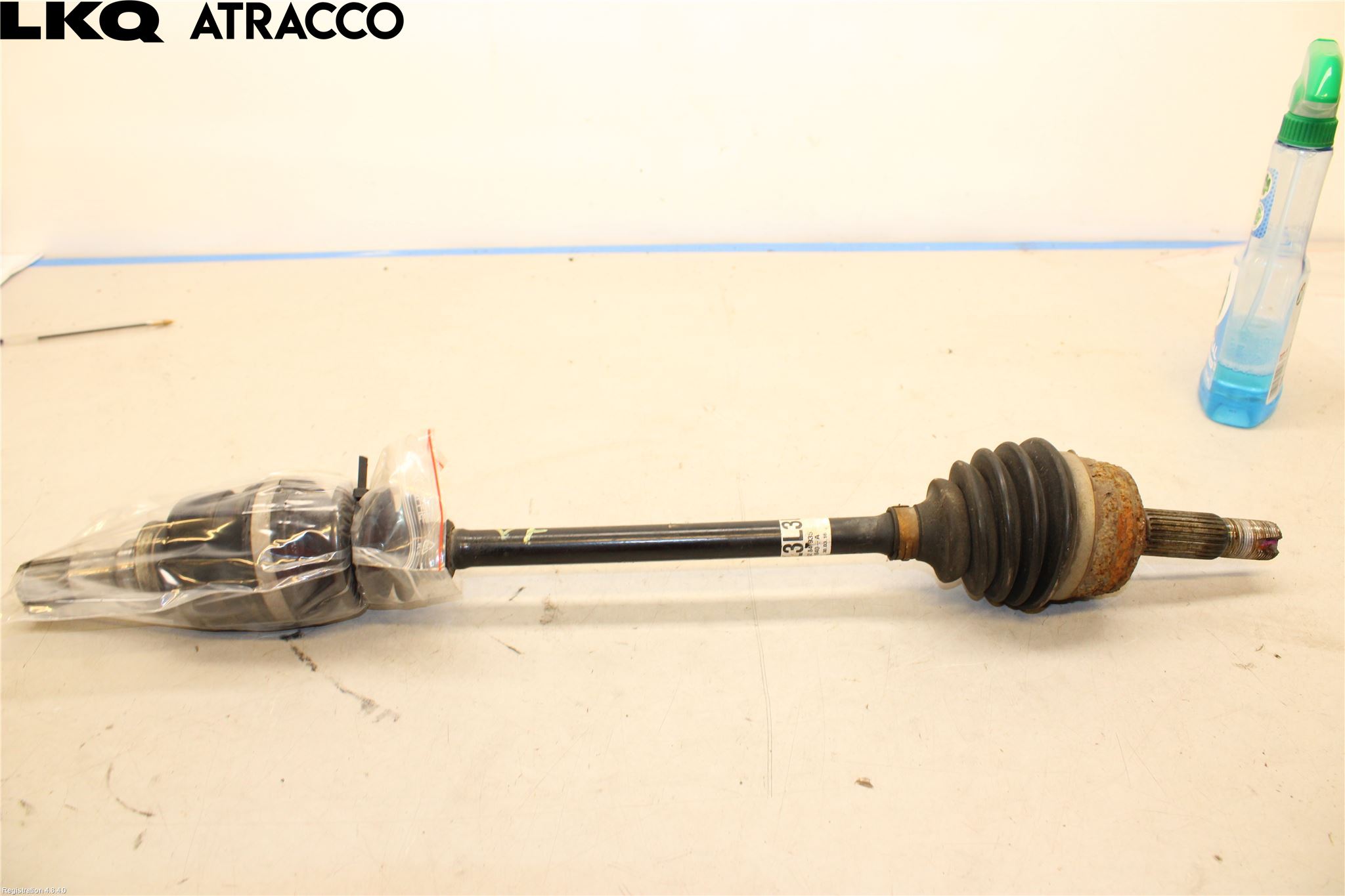 Toyota AYGO 15-21 Drivaksel Foran Kompl Venstre