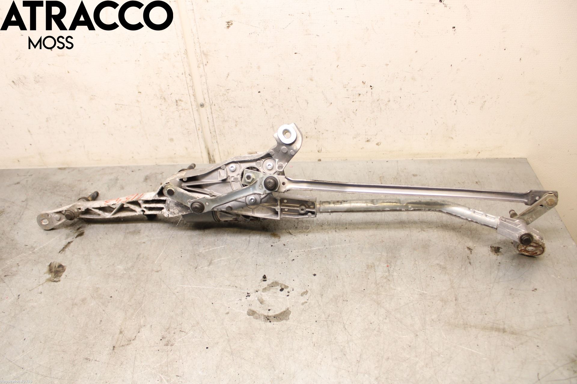 Mercedes-Benz MB E-KLASS (W212) 09-16 Viskermotor Frontrute