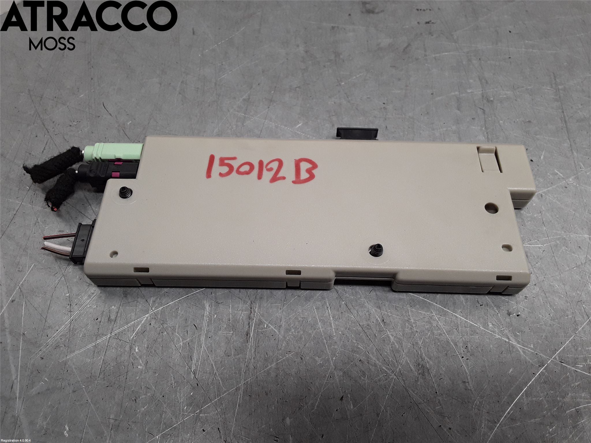 BMW 7 F01/02/03/04 09-15 Stereo Antenneforsterker