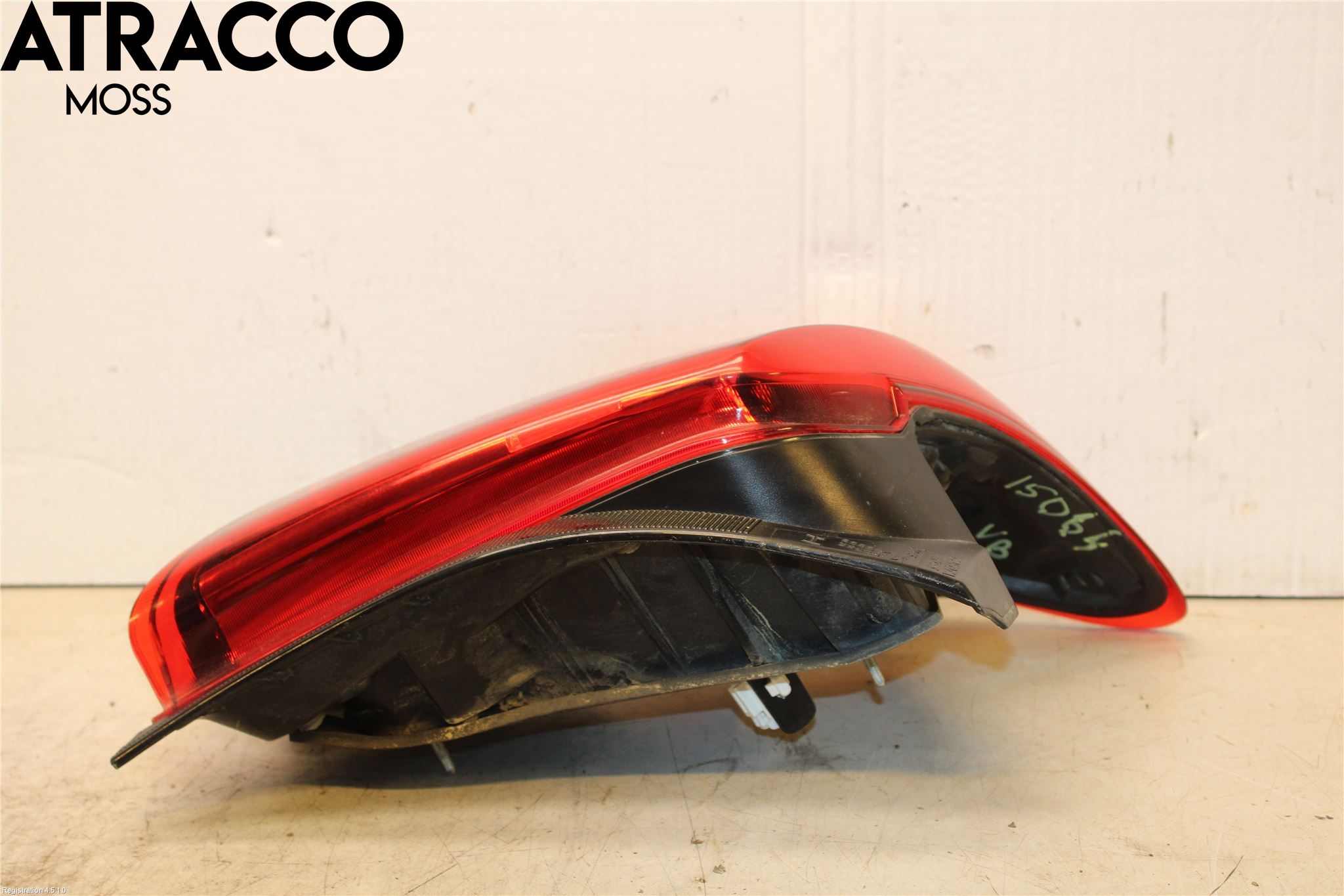 Toyota YARIS XP130 15-20 Baklykt Venstre