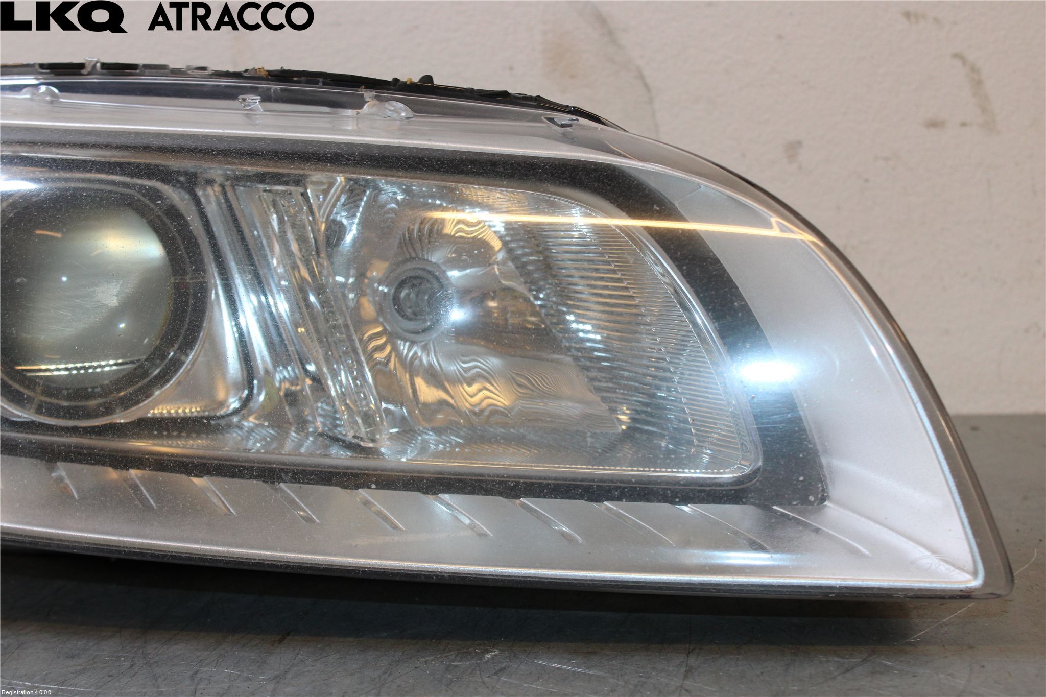 Volvo V70 14-16 Frontlykt Høyre