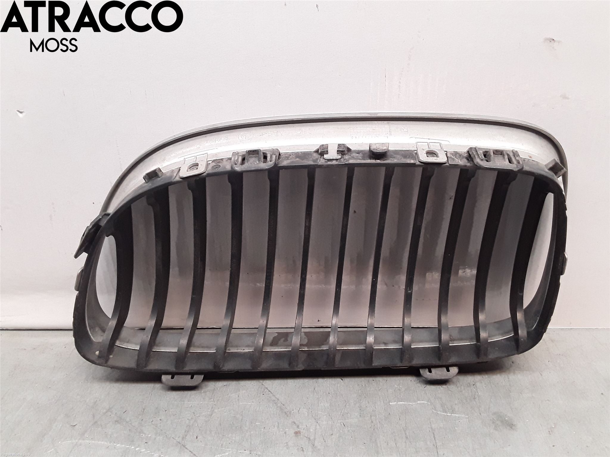 BMW 3 E90/91 SED/TOU 05-12 Grilldel Høyre