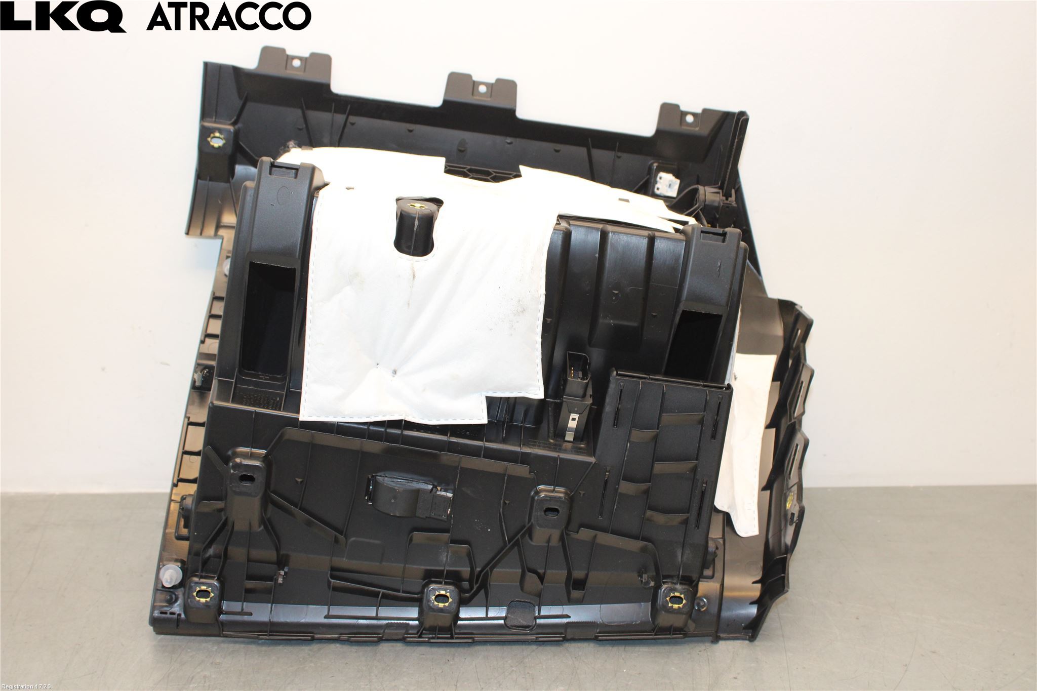 Audi Q4 E-TRON FZ 22- Innr Hanskerom