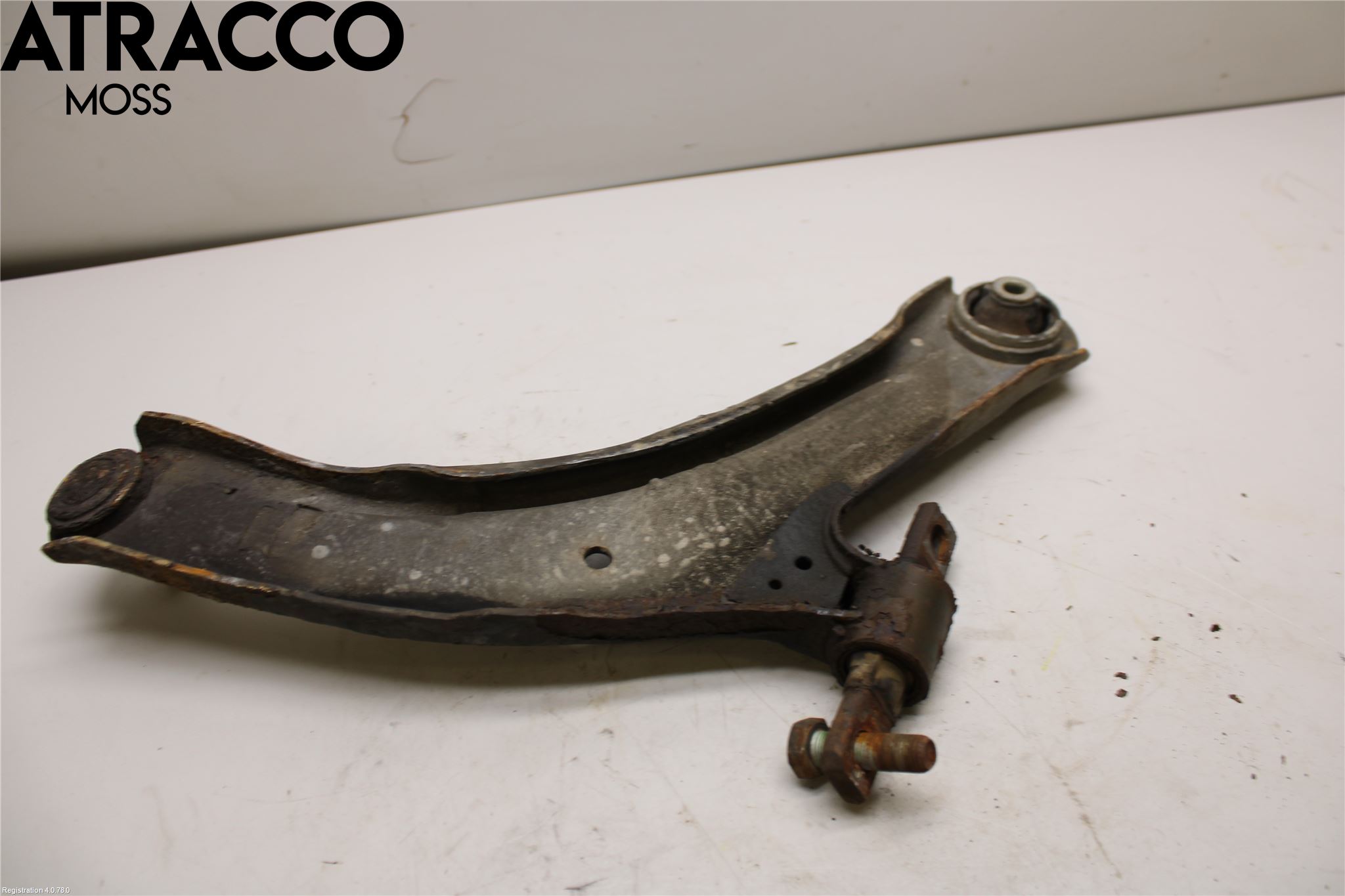 Nissan QASHQAI 10-14 Bærearm Foran Venstre Nedre