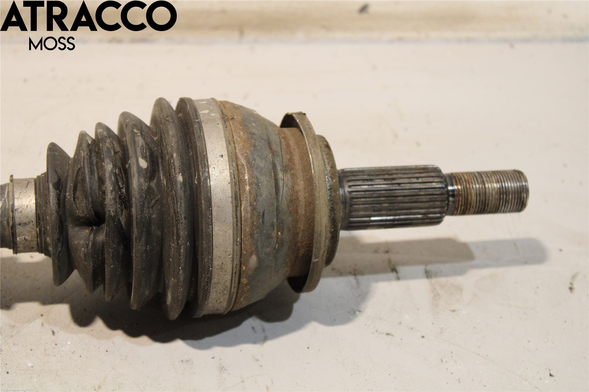 Toyota RAV4 13-18 Drivaksel Foran Kompl Venstre