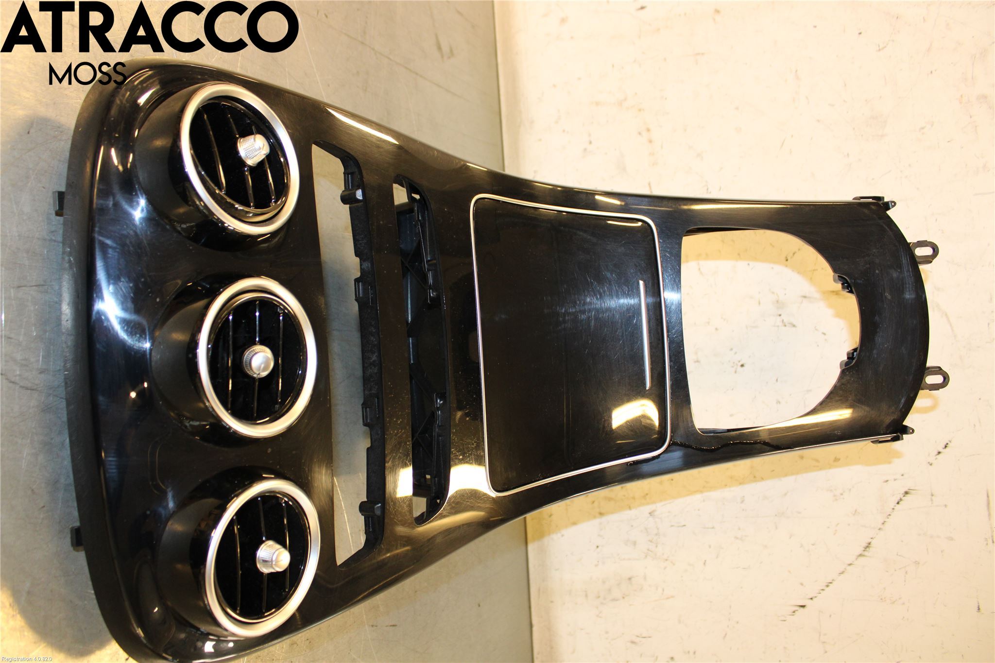 Mercedes-Benz MB C-KLASS (W205) 14-21 Innr Oppbevaringsrom