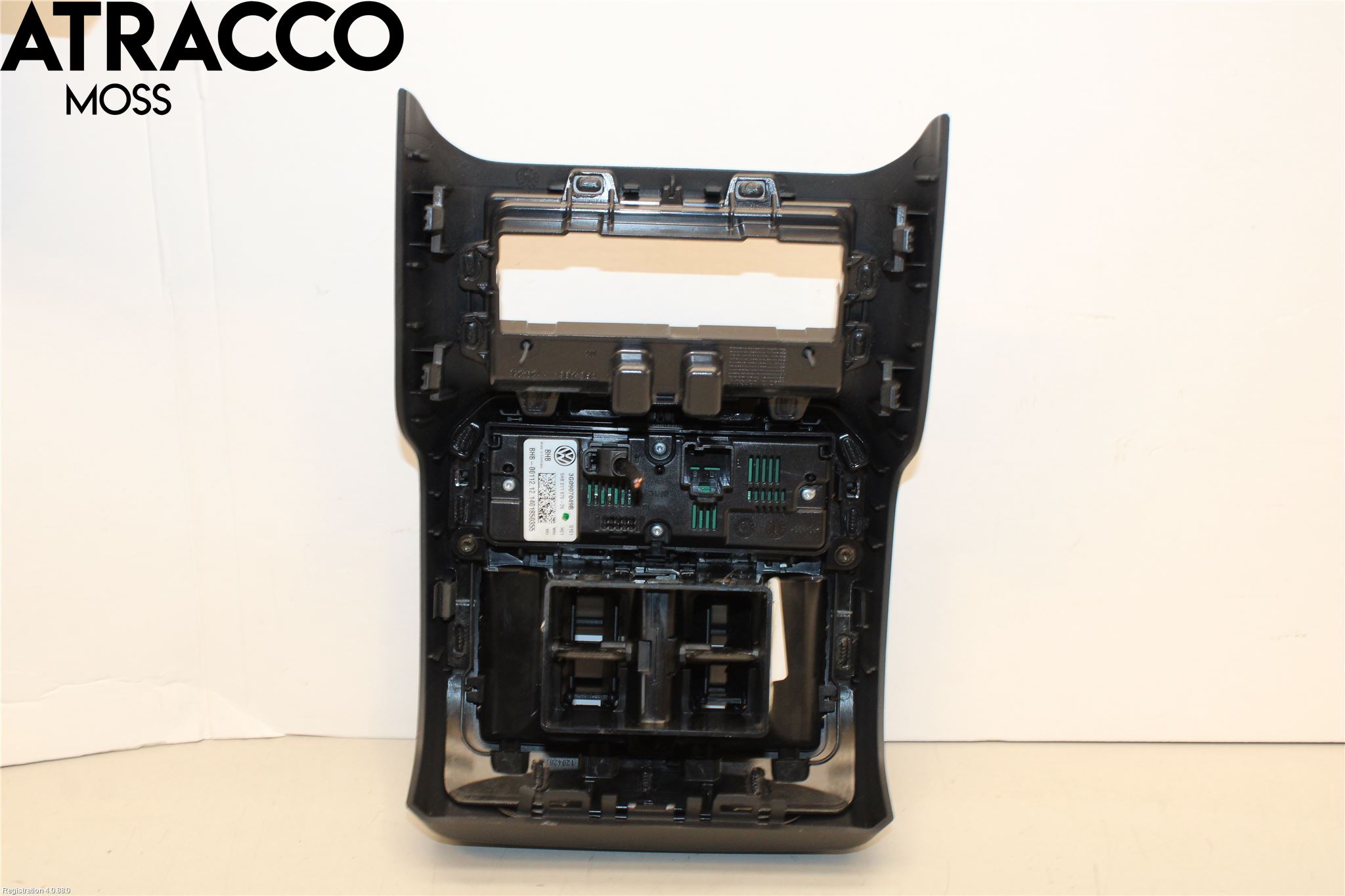 Volkswagen VW PASSAT 15-19 Dashbord Kanal - Dyse