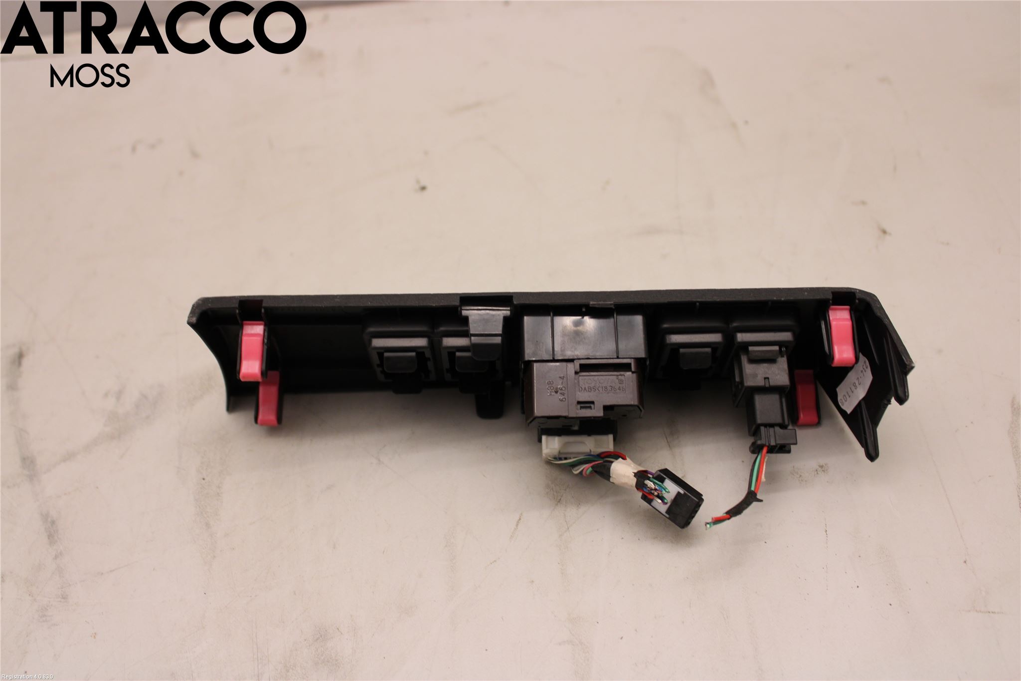 Toyota AVENSIS 09-15 Bryter Speil