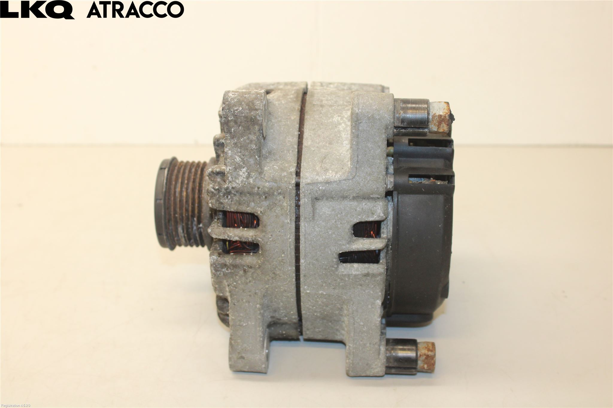 Peugeot 5008 10-16 Dynamo