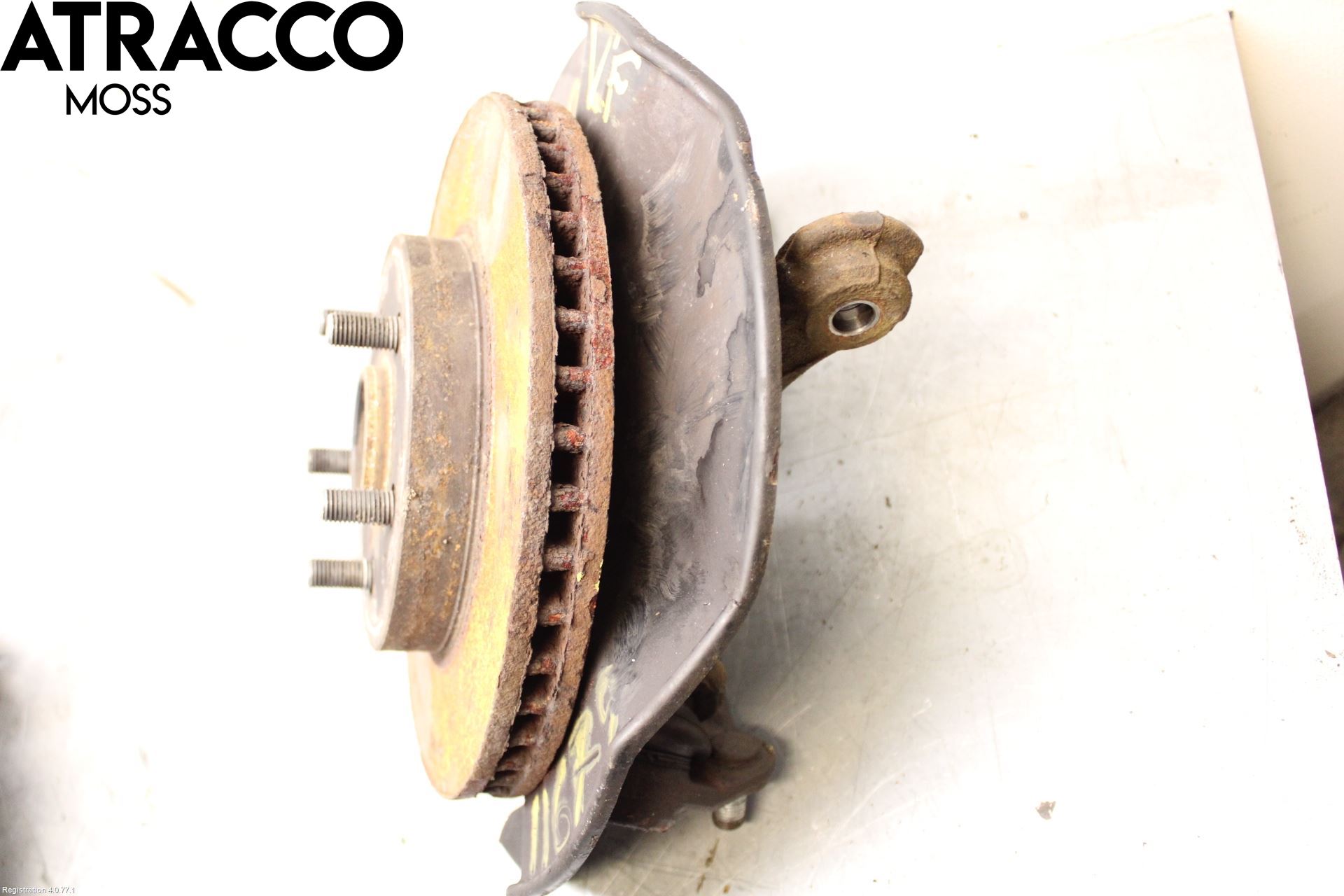 Toyota PRIUS (ZVW50) 16-21 Spindel Vf