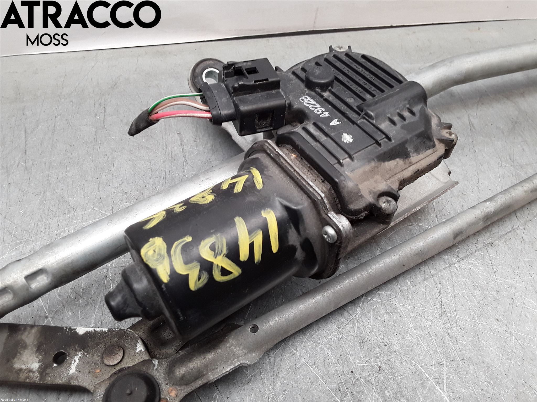 Volkswagen VW PASSAT 11-14 Viskermotor Frontrute