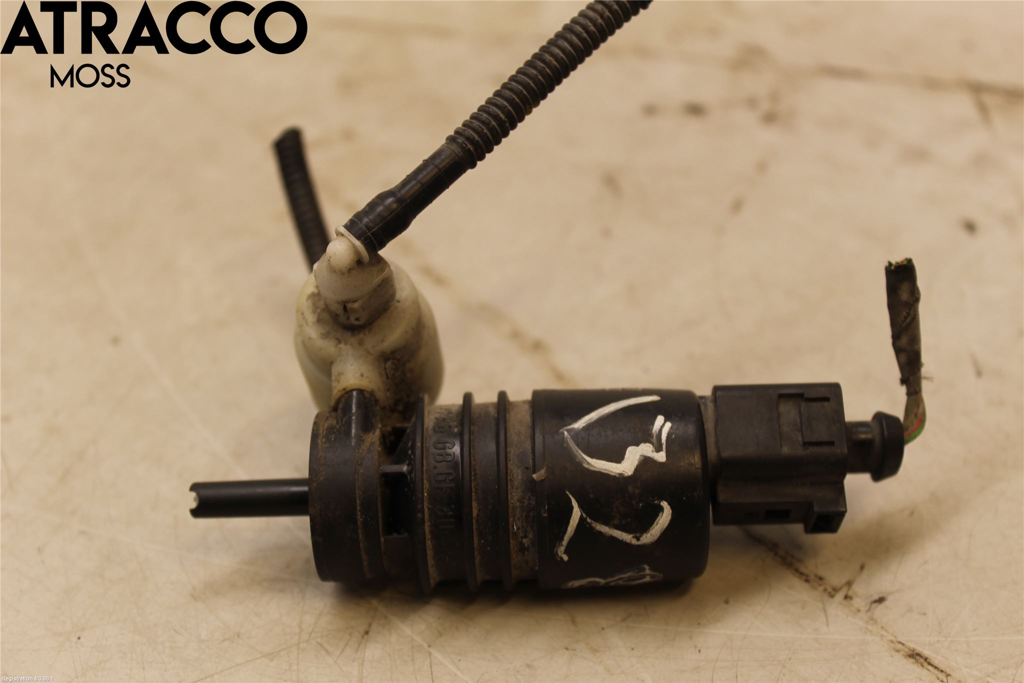 Volkswagen VW GOLF VI 09-13 Spylerpumpe Frontrute