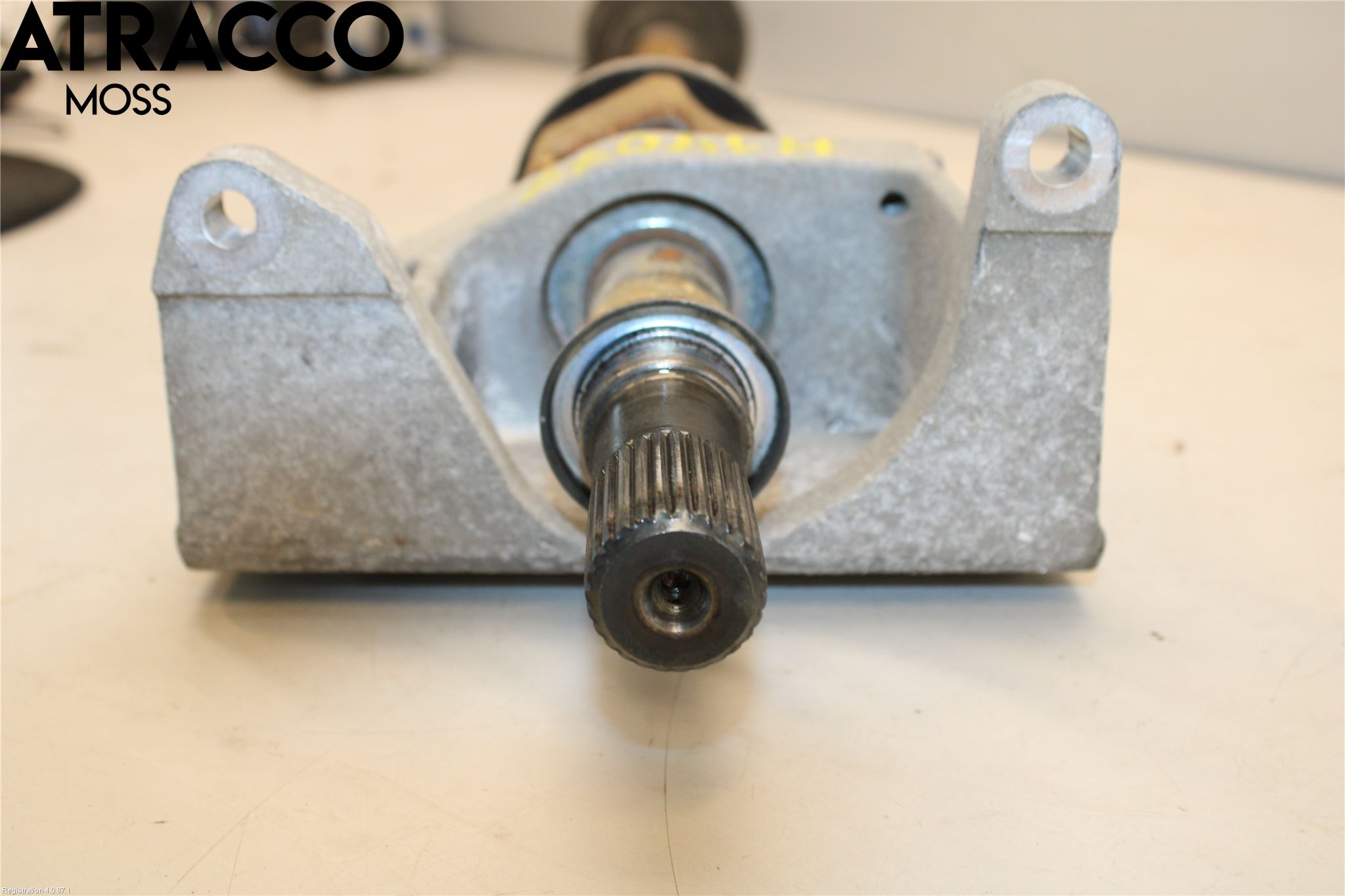 Nissan LEAF 11-17 Drivaksel Foran Kompl Høyre