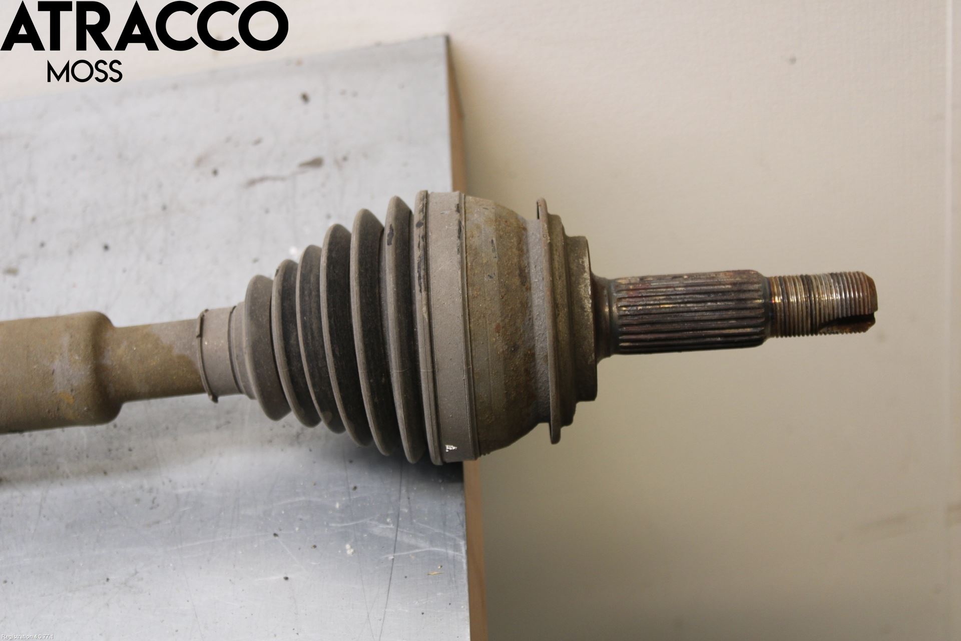 Toyota PRIUS+ ZVW40 12-20 Drivaksel Foran Kompl Høyre