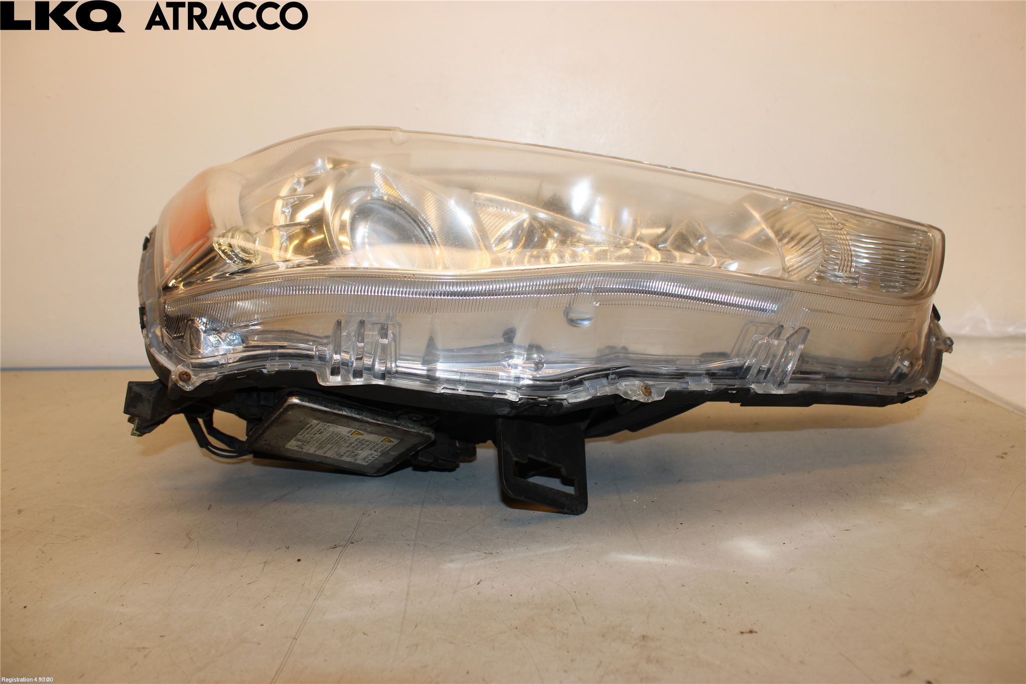 Mitsubishi OUTLANDER 07-12 Frontlykt Høyre