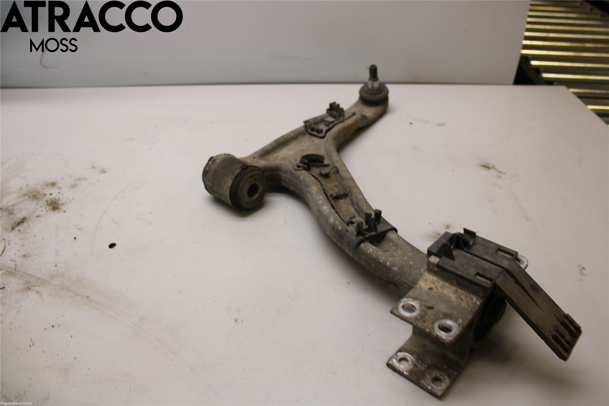 Mercedes-Benz MB A-KLASS (W176) 13-18 Bærearm Foran Høyre Nedre