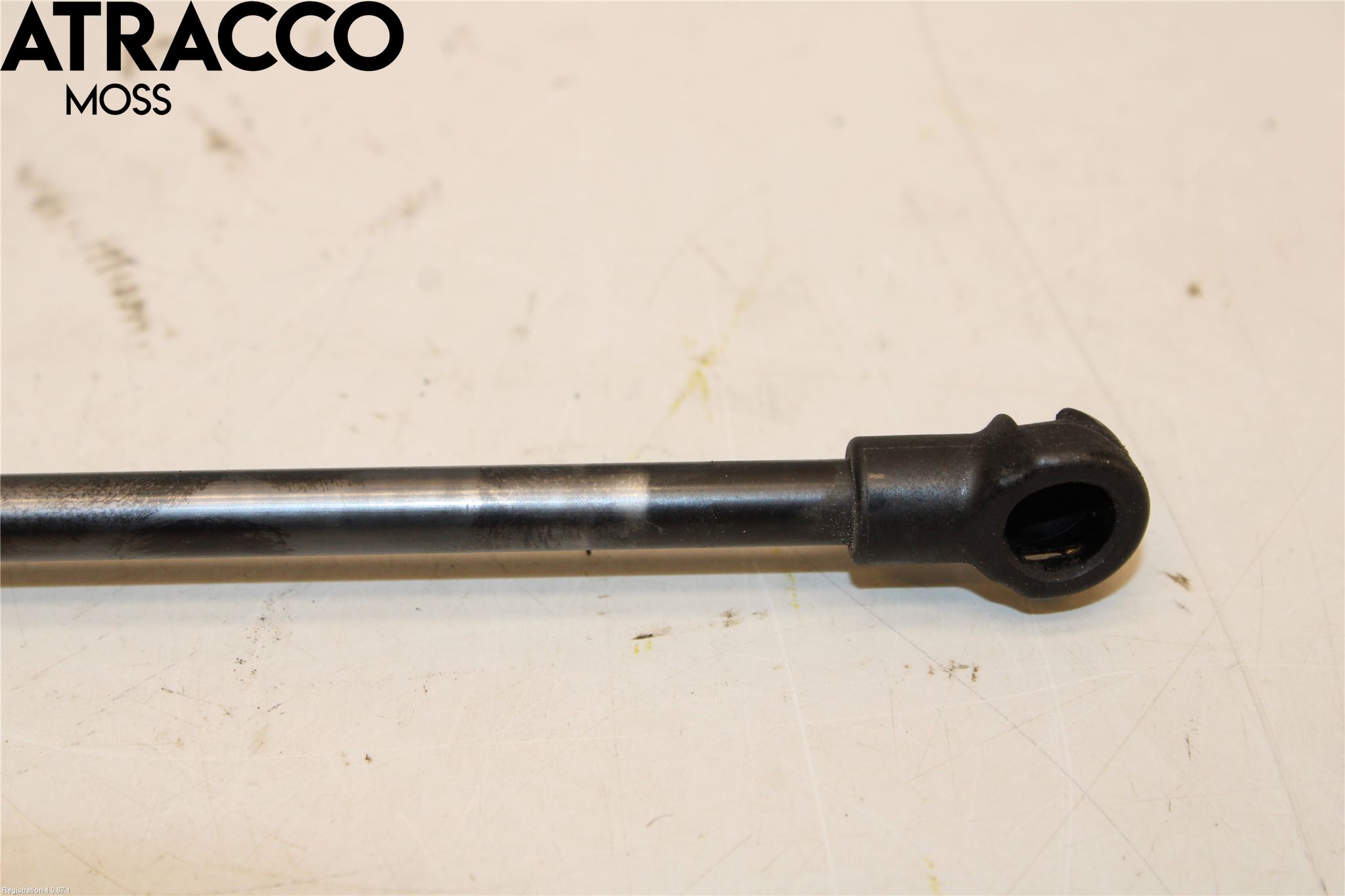 BMW 1 F20/F21 11-19 Bakluke Demper-Gassfjær