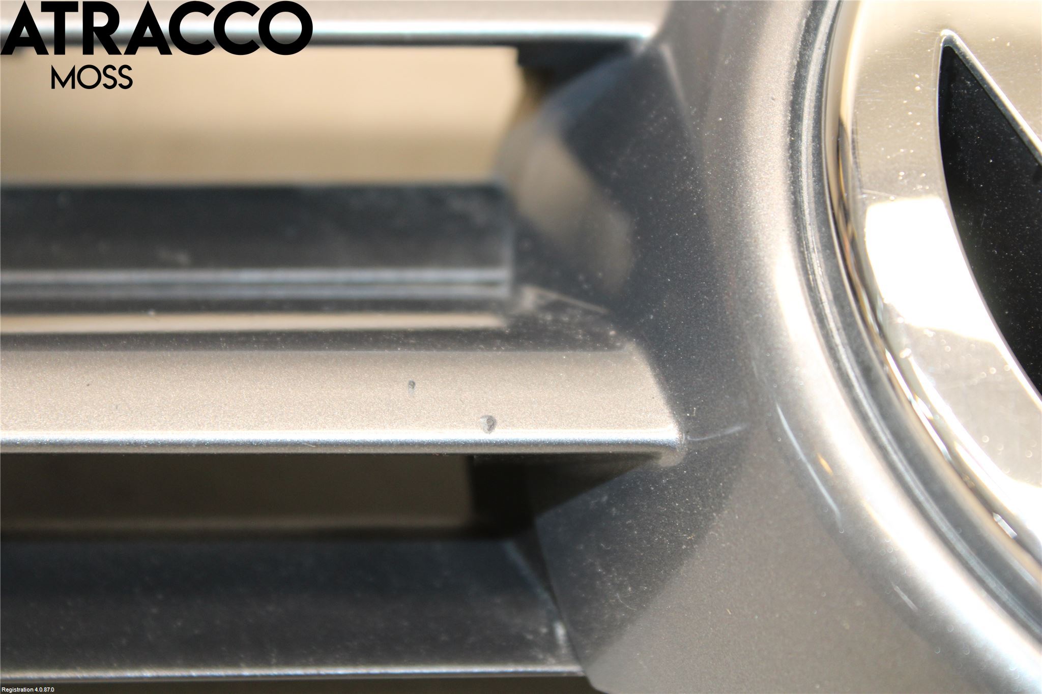 Volkswagen VW GOLF V 04-09 Grill Komplett