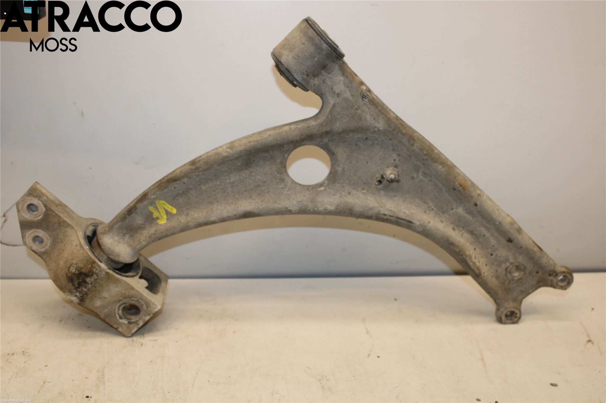 Volkswagen VW PASSAT 05-11 Bærearm Foran Venstre Nedre