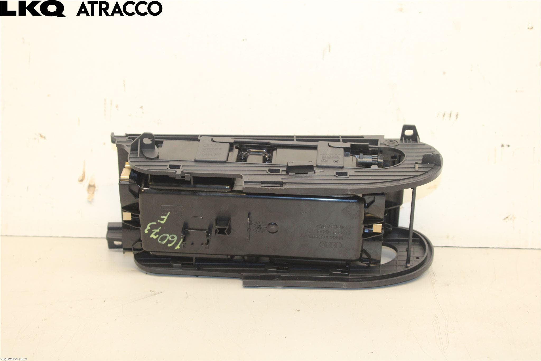 Audi E-TRON, S GE 19- Innr Koppholder