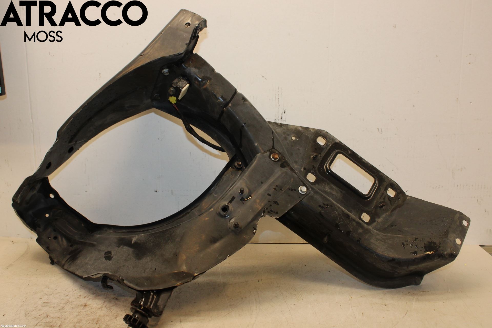 Mercedes-Benz MB GL-KLASS (X164) 06-12 Frontlykt Ramme H Lyktering