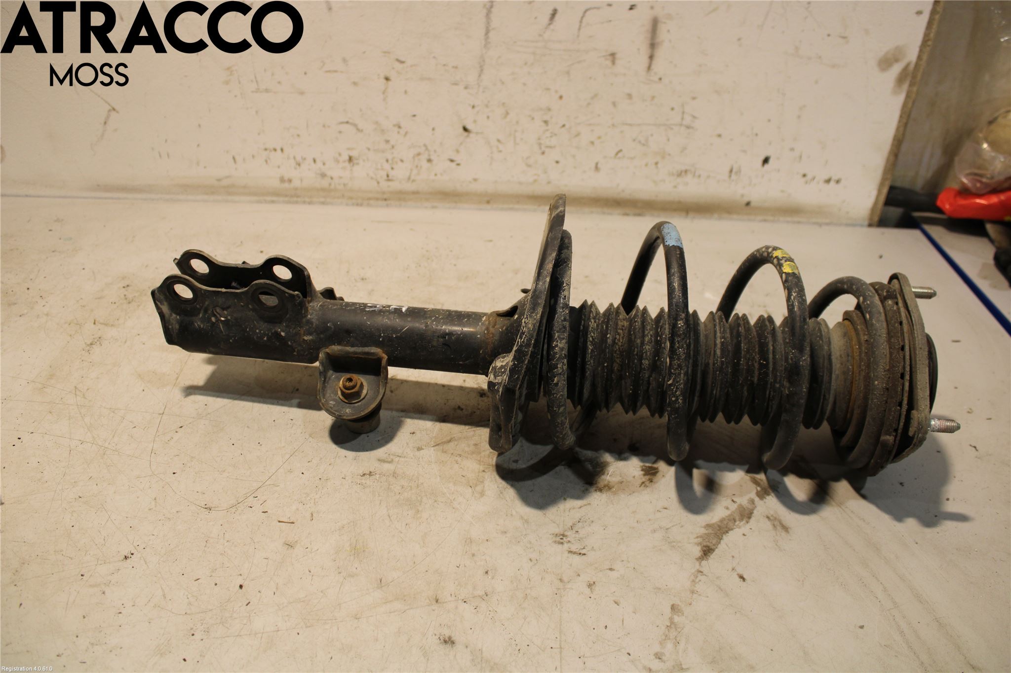 Toyota RAV4 13-18 Fjærbein Foran Høyre