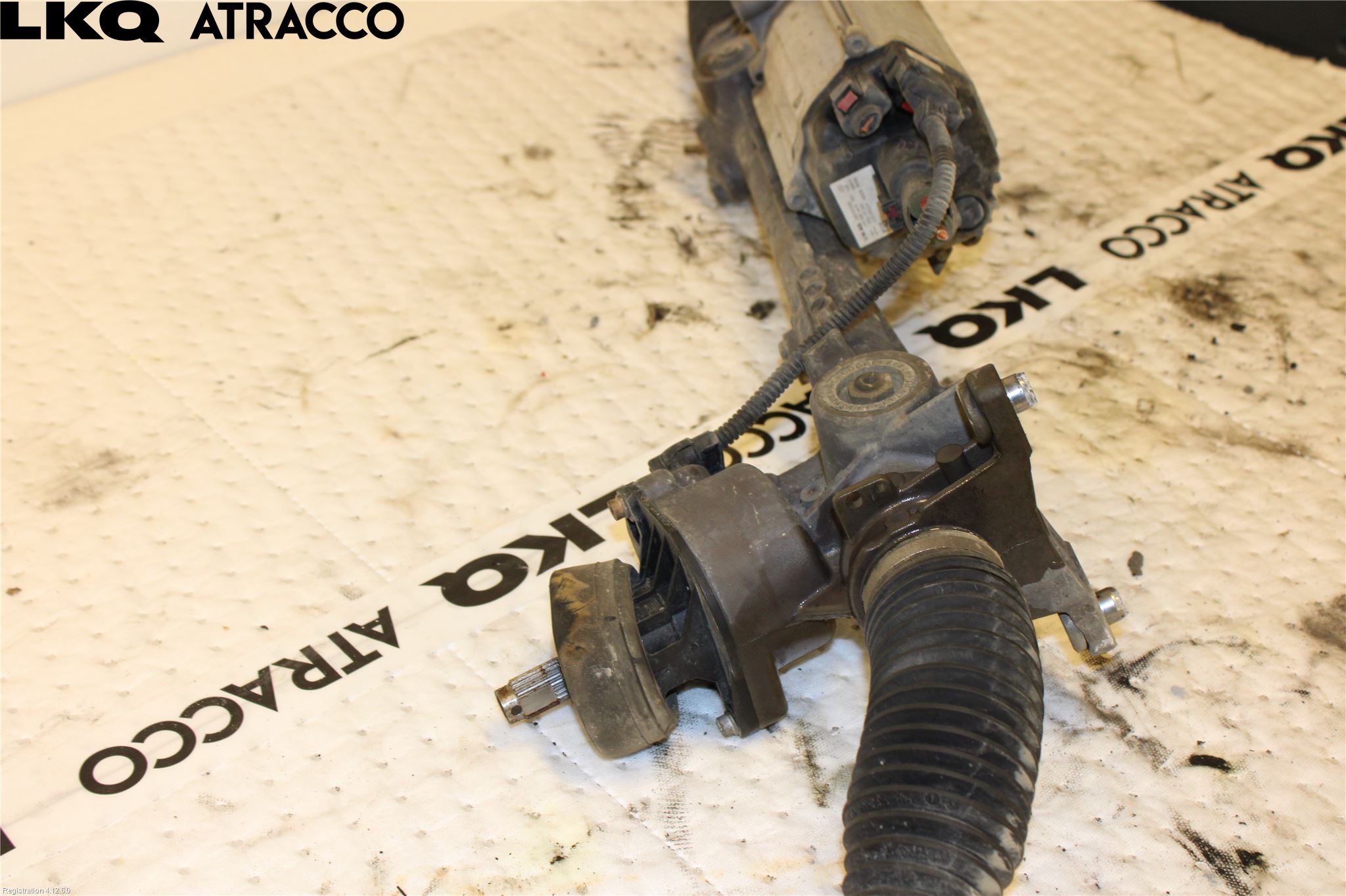 Volkswagen VW CADDY 11-15 Servo Snekke - Tannstang