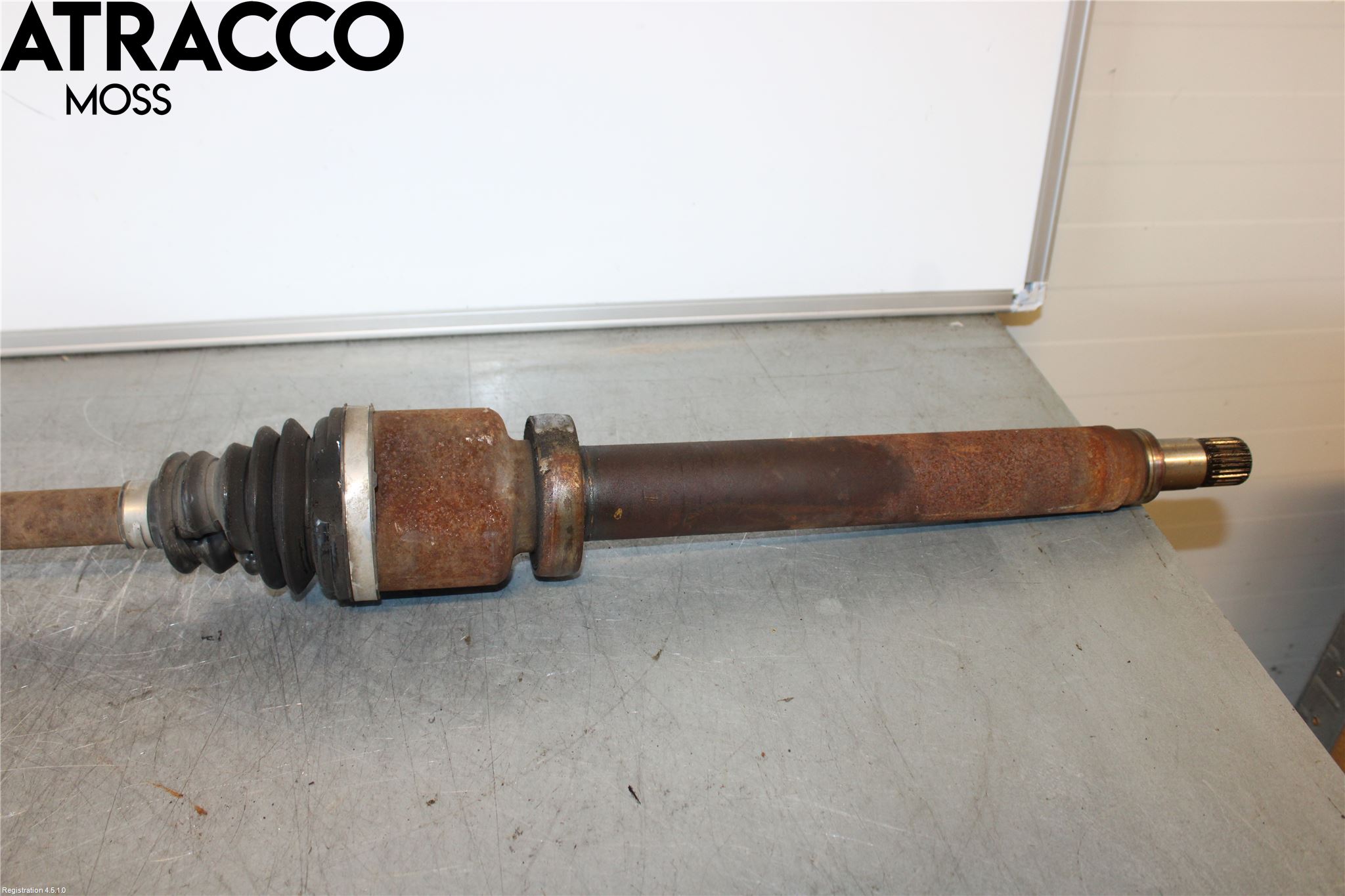 Ford FOCUS 15-18 Drivaksel Foran Kompl Høyre