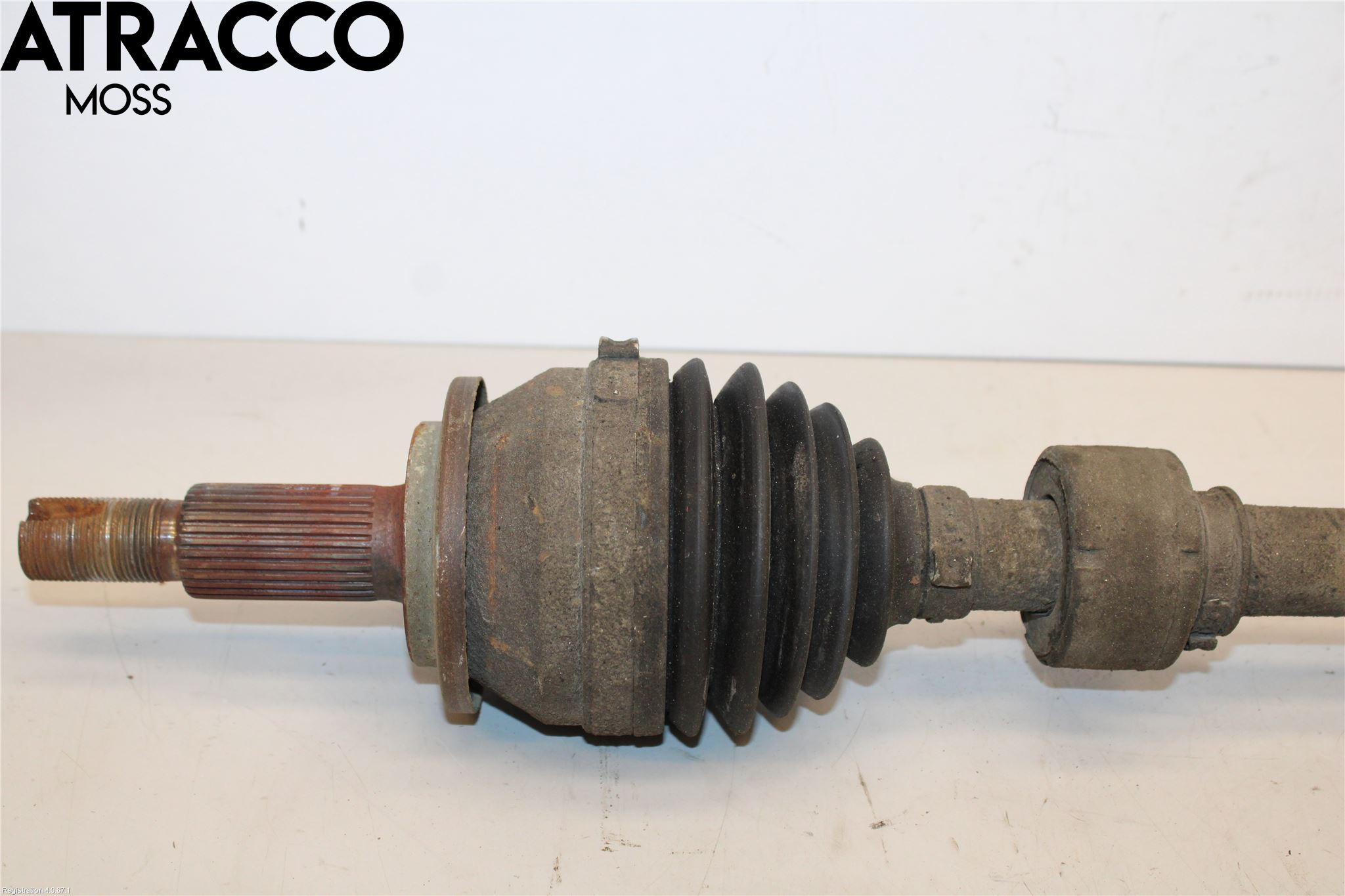 Toyota AVENSIS 09-15 Drivaksel Foran Kompl Høyre